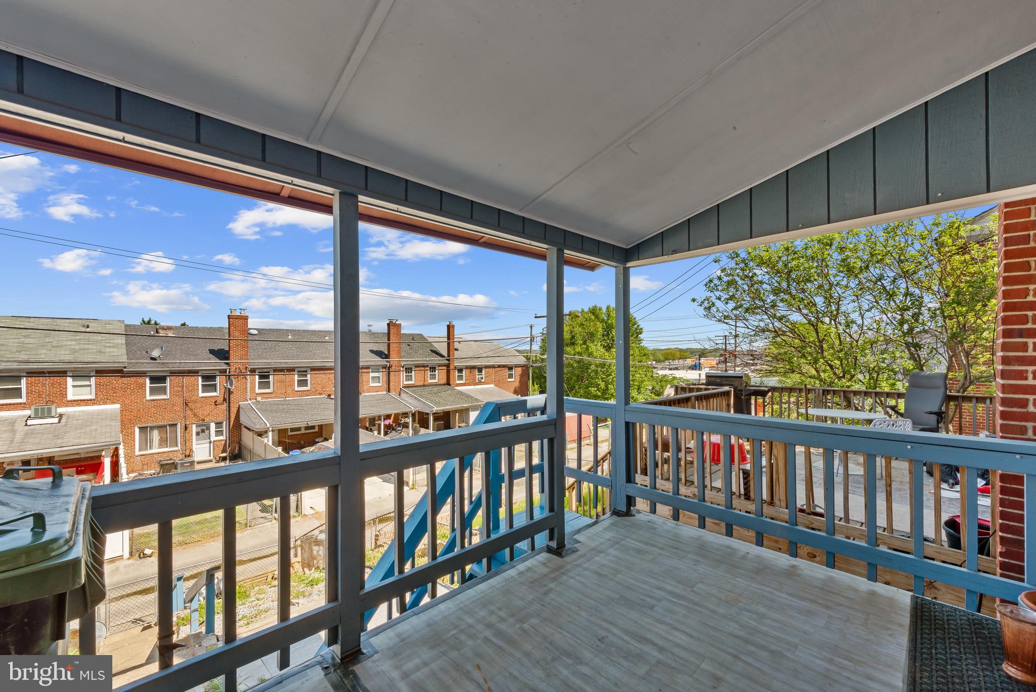 EASTWOOD - Residential Lease