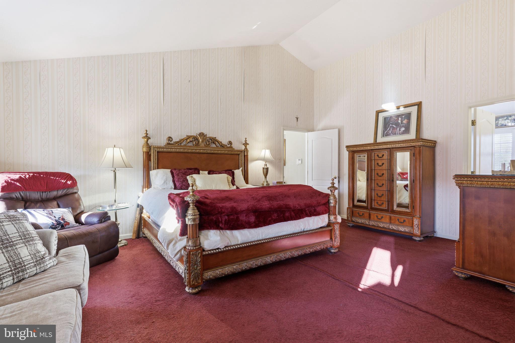 NORTHAMPTON RIDGE - Residential