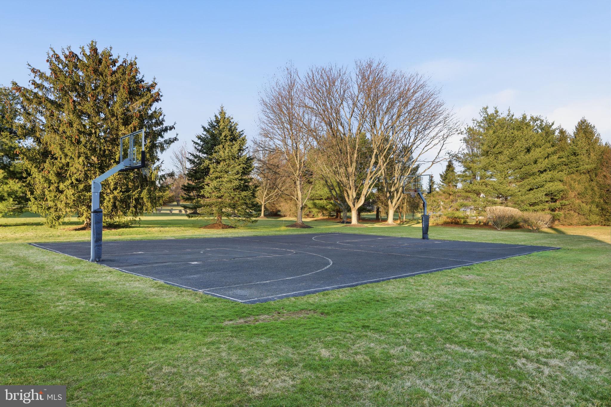 NORTHAMPTON RIDGE - Residential