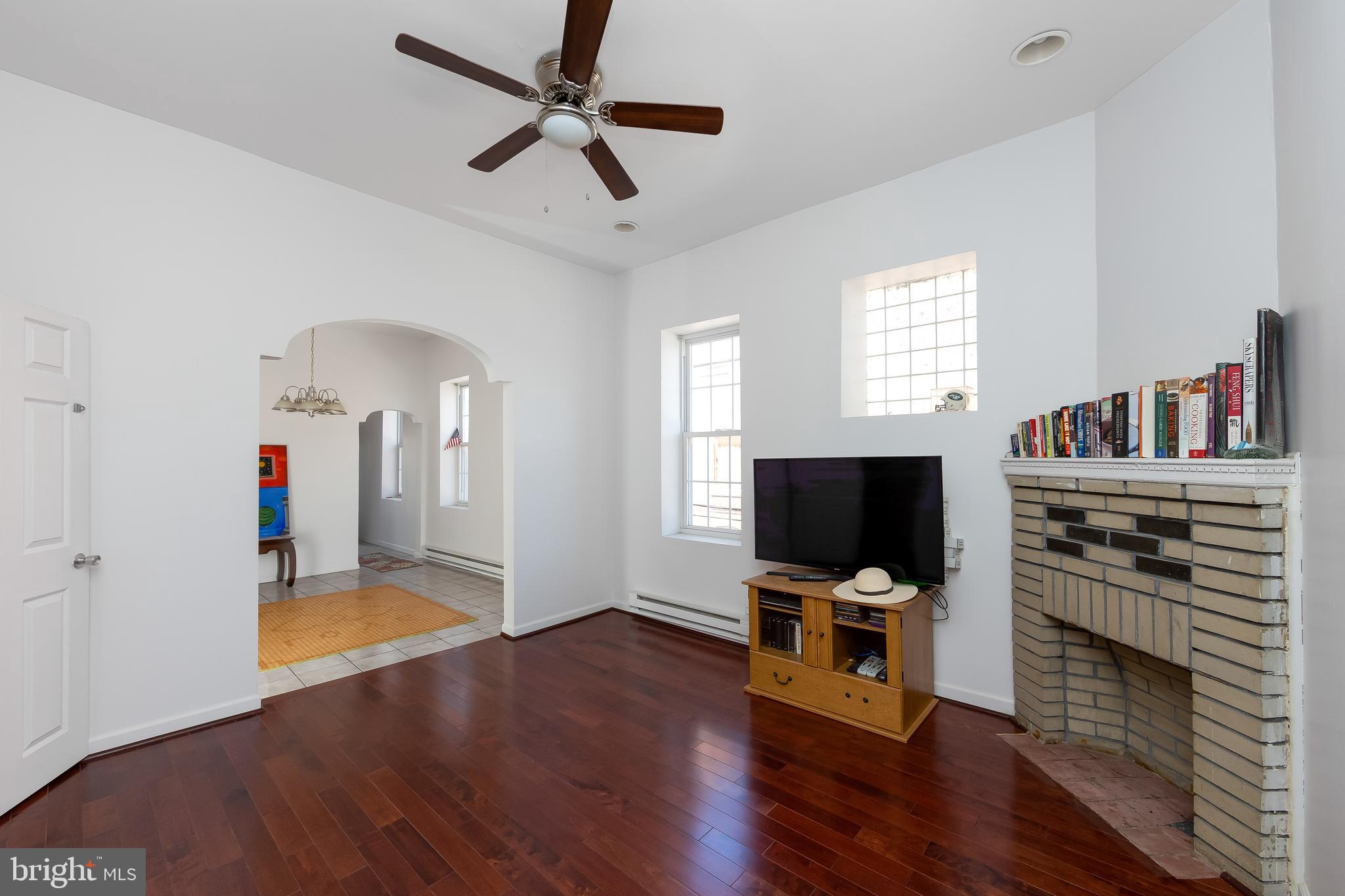 POINT BREEZE - Residential