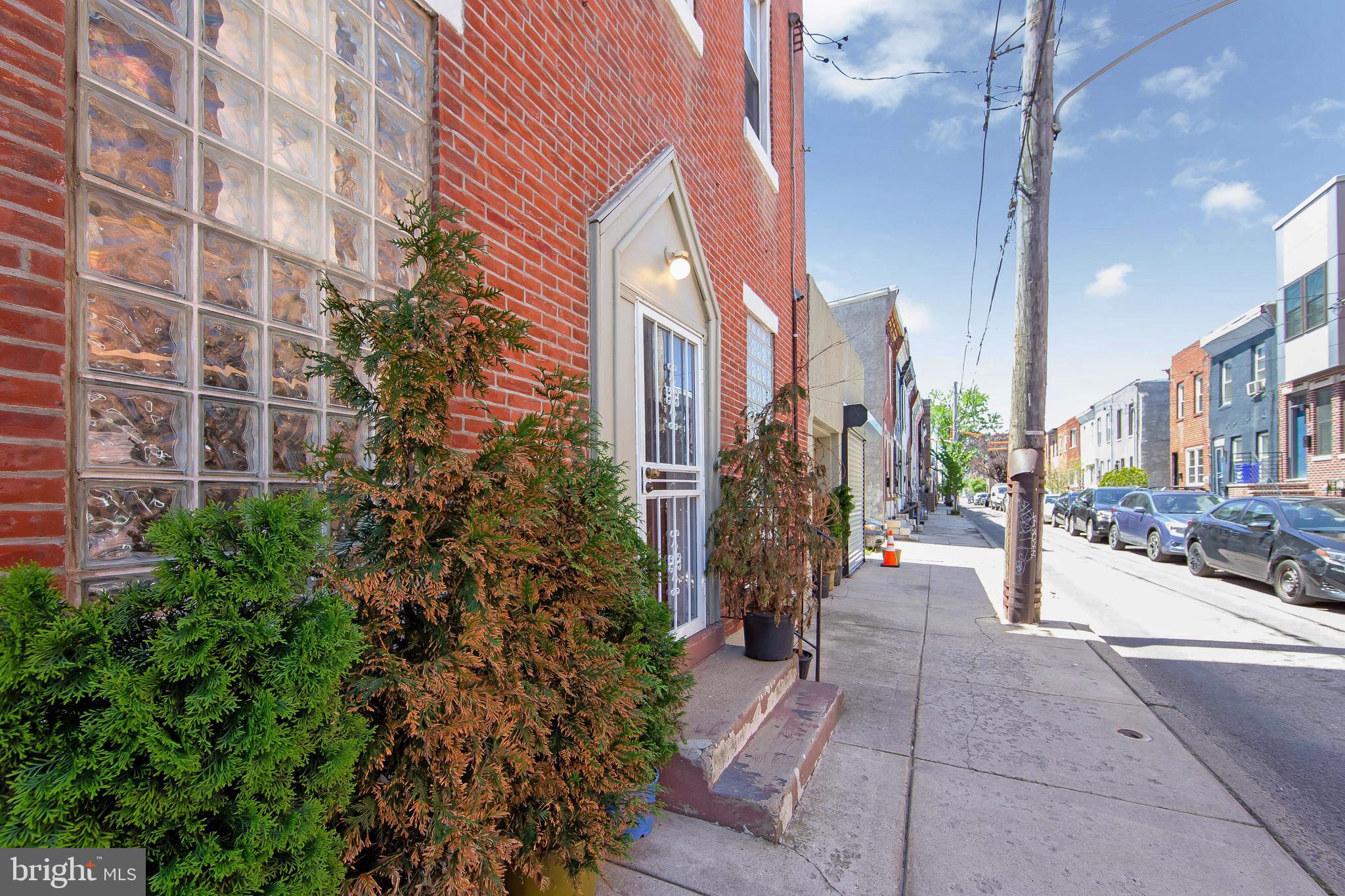 POINT BREEZE - Residential