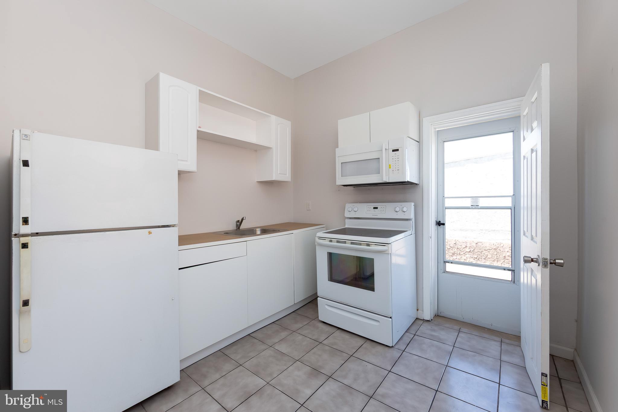 POINT BREEZE - Residential