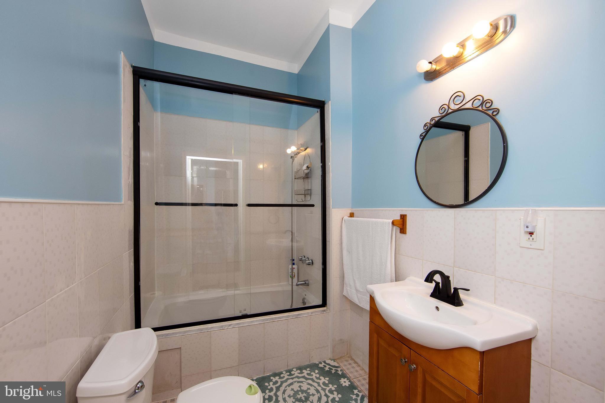 POINT BREEZE - Residential