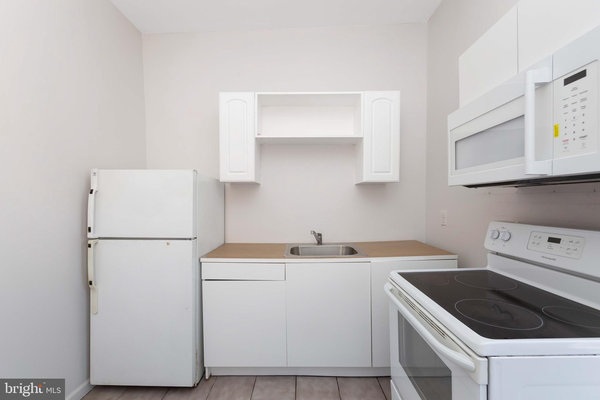 POINT BREEZE - Residential