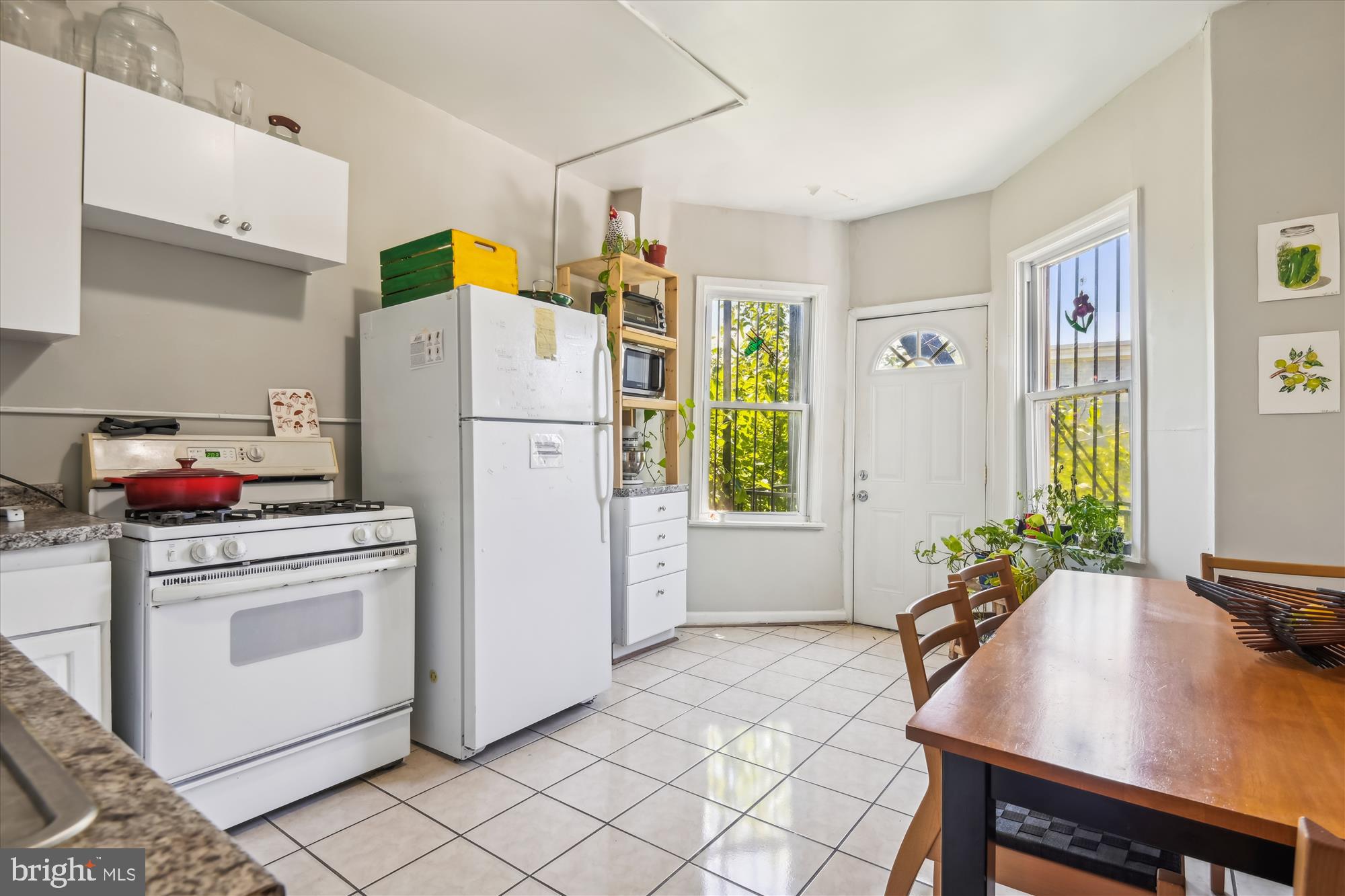 CHARLES VILLAGE - Residential Income