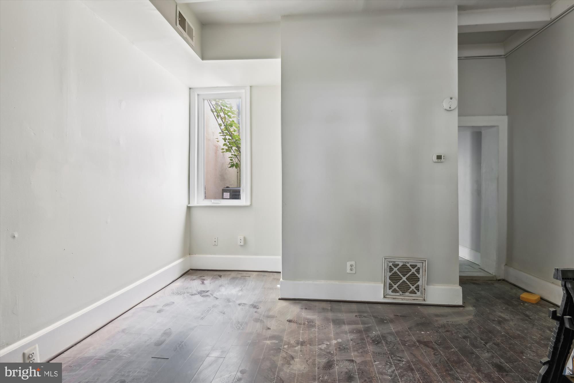 CHARLES VILLAGE - Residential Income