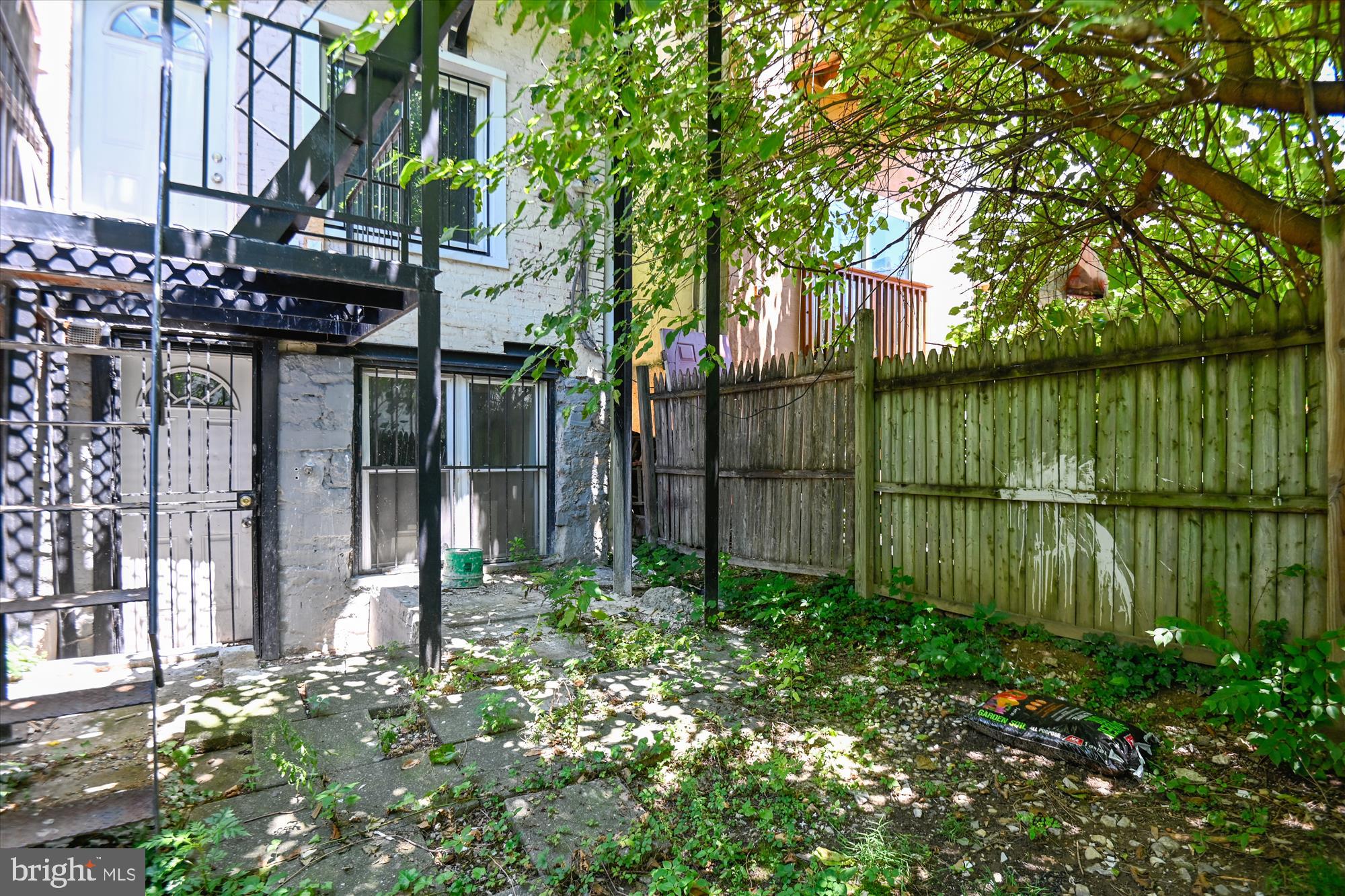 CHARLES VILLAGE - Residential Income