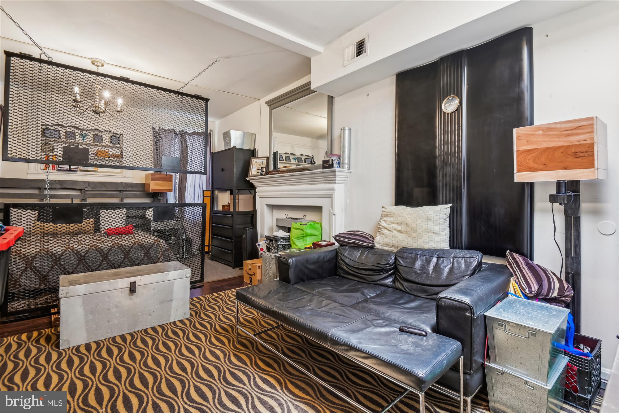 CHARLES VILLAGE - Residential Income