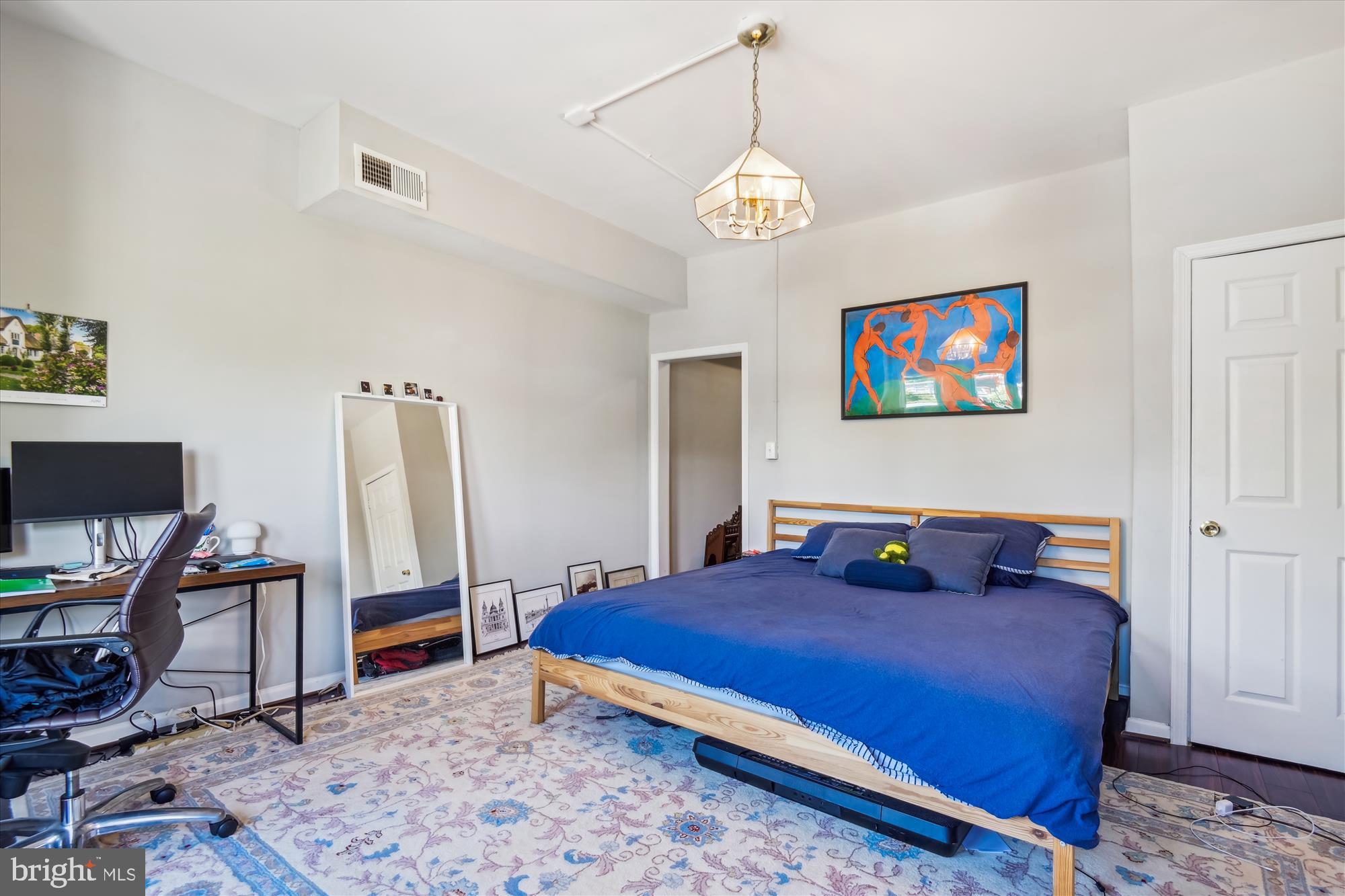 CHARLES VILLAGE - Residential Income