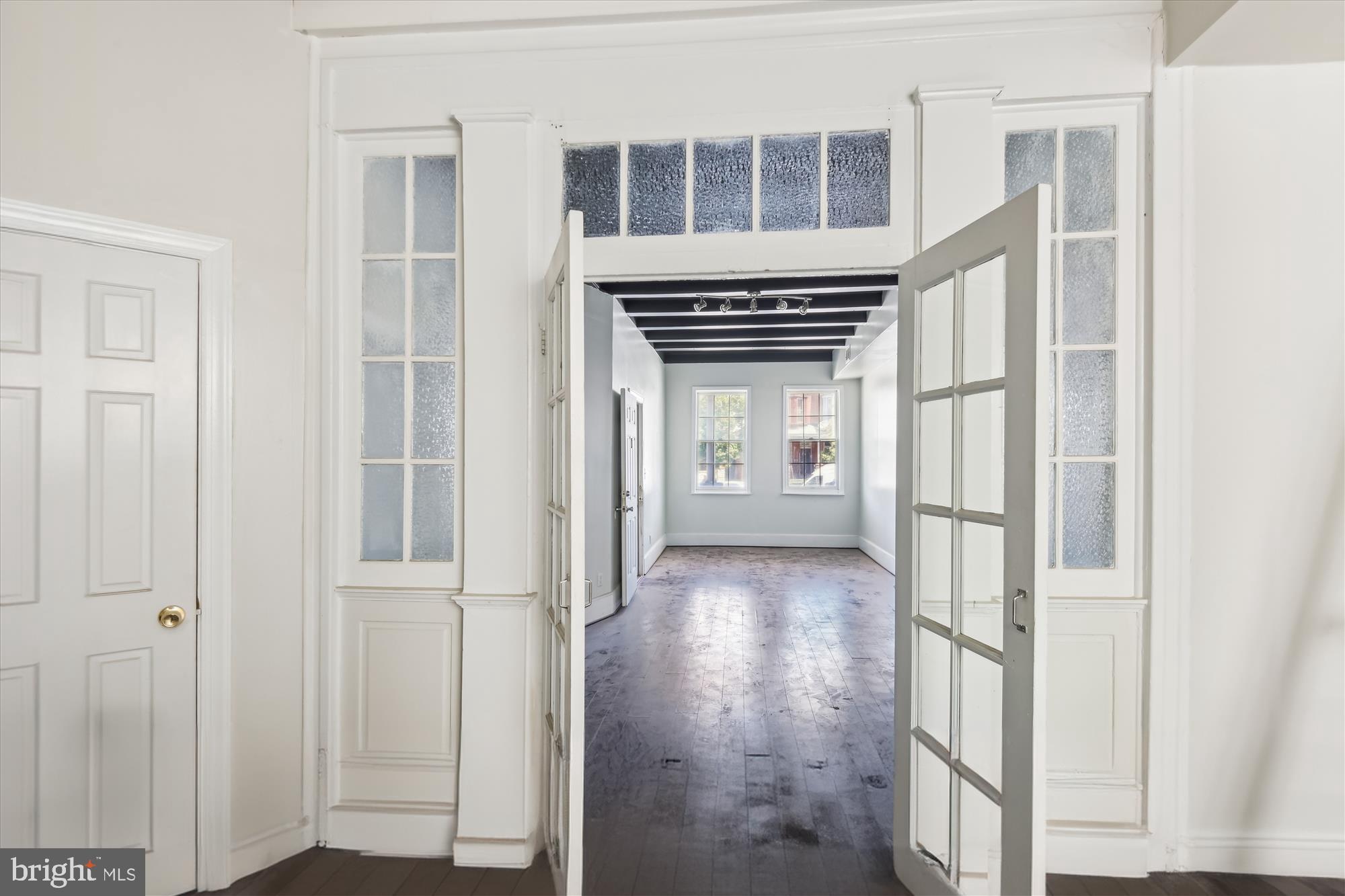 CHARLES VILLAGE - Residential Income