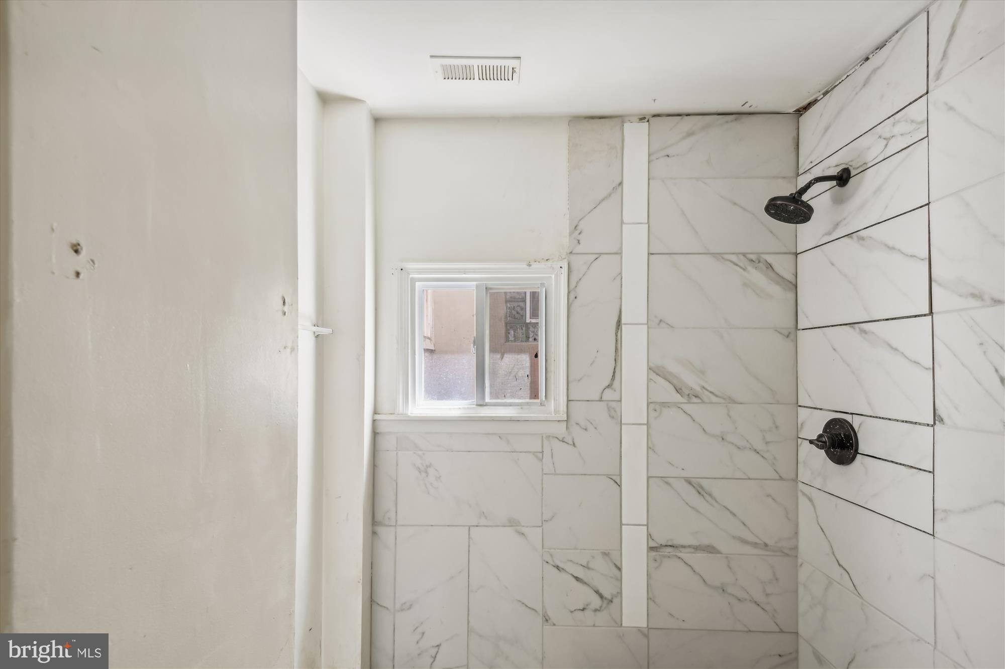 CHARLES VILLAGE - Residential Income