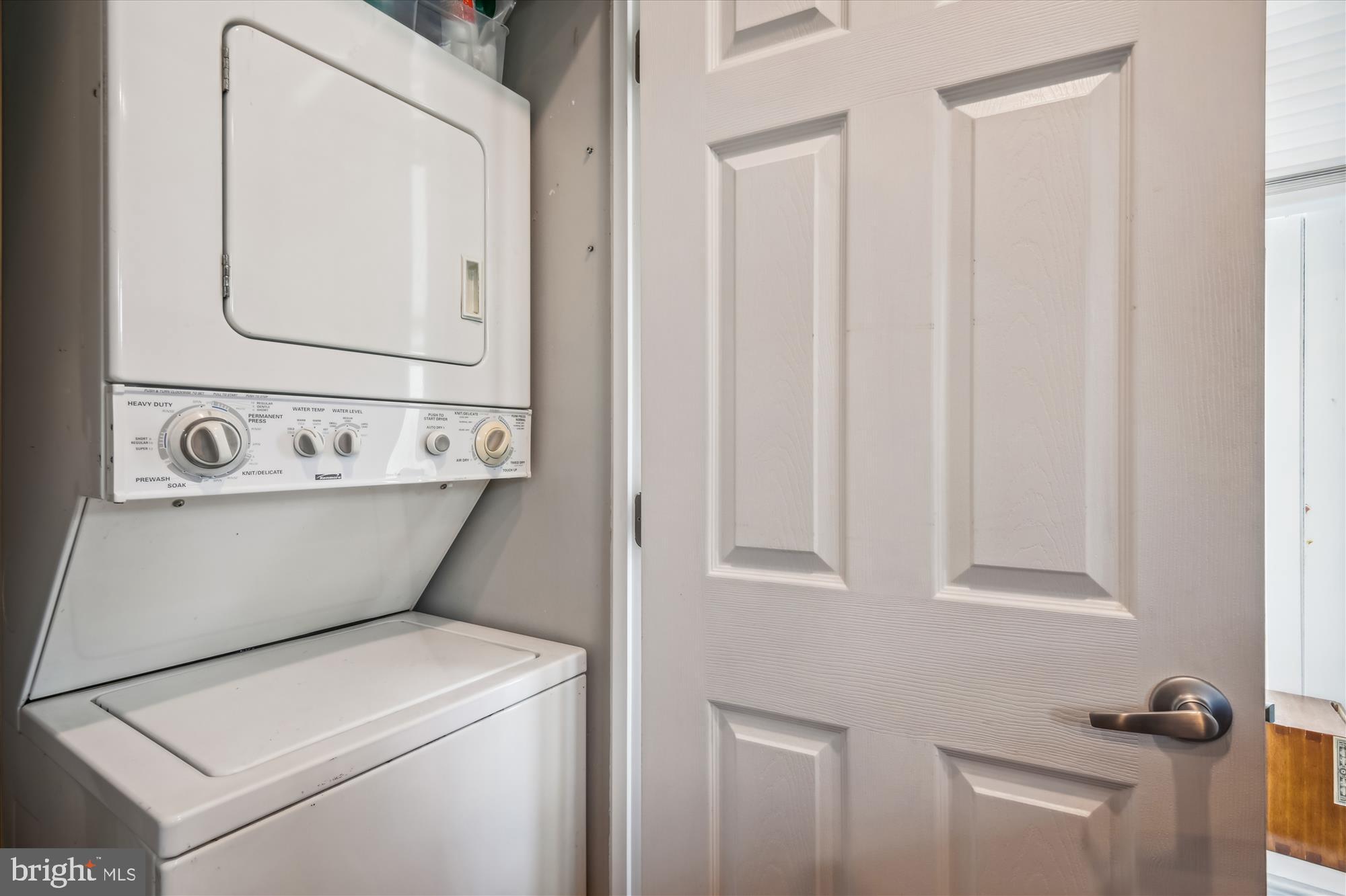 CHARLES VILLAGE - Residential Income