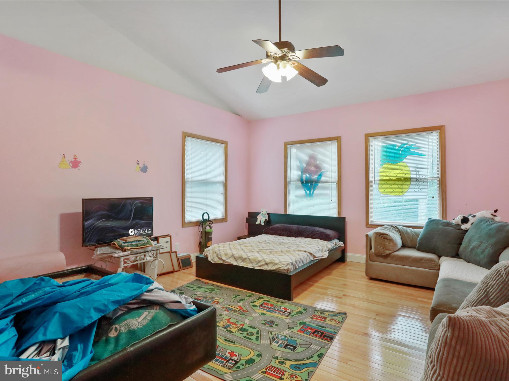 FOREST COLONY - Residential