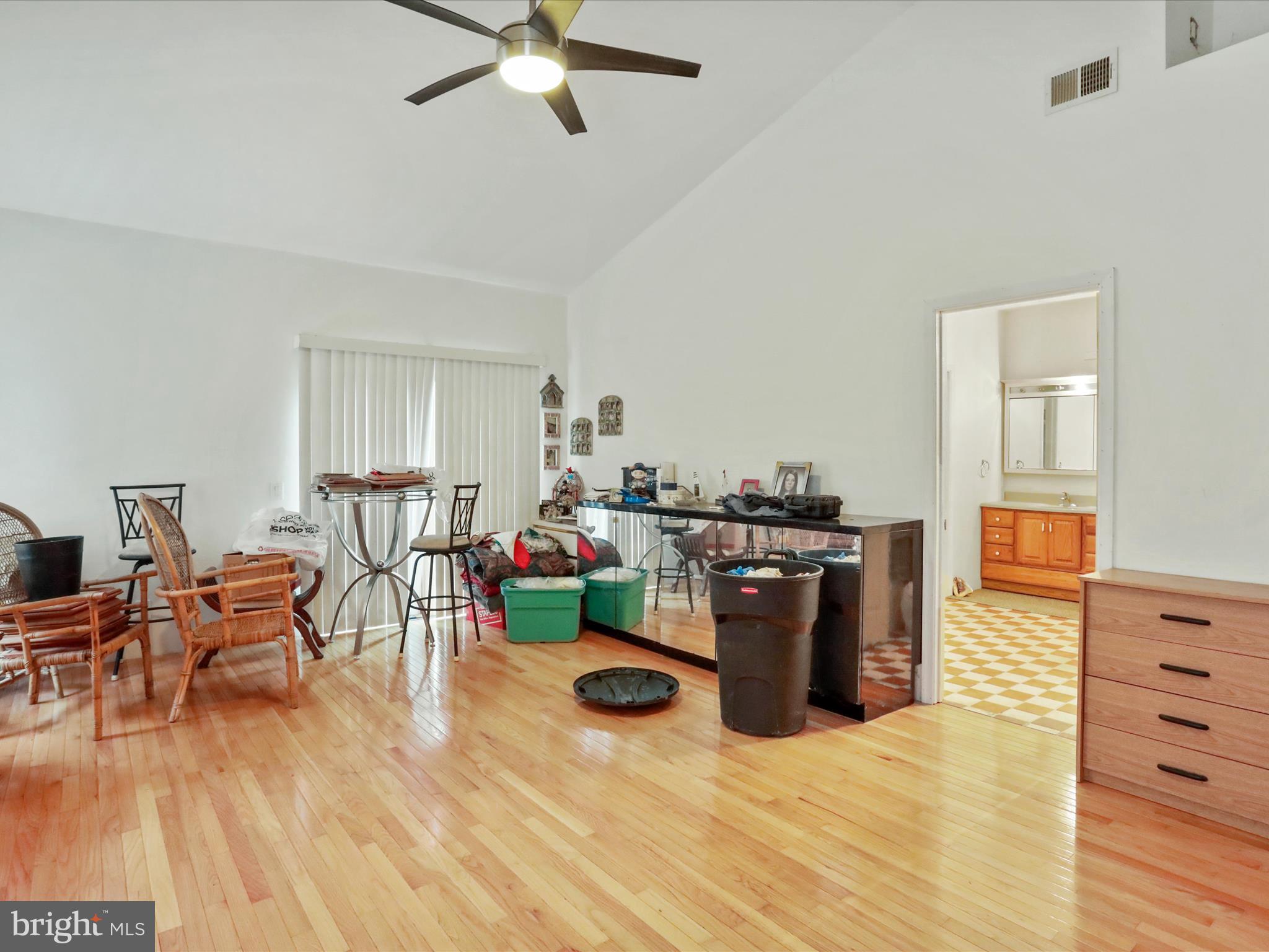 FOREST COLONY - Residential