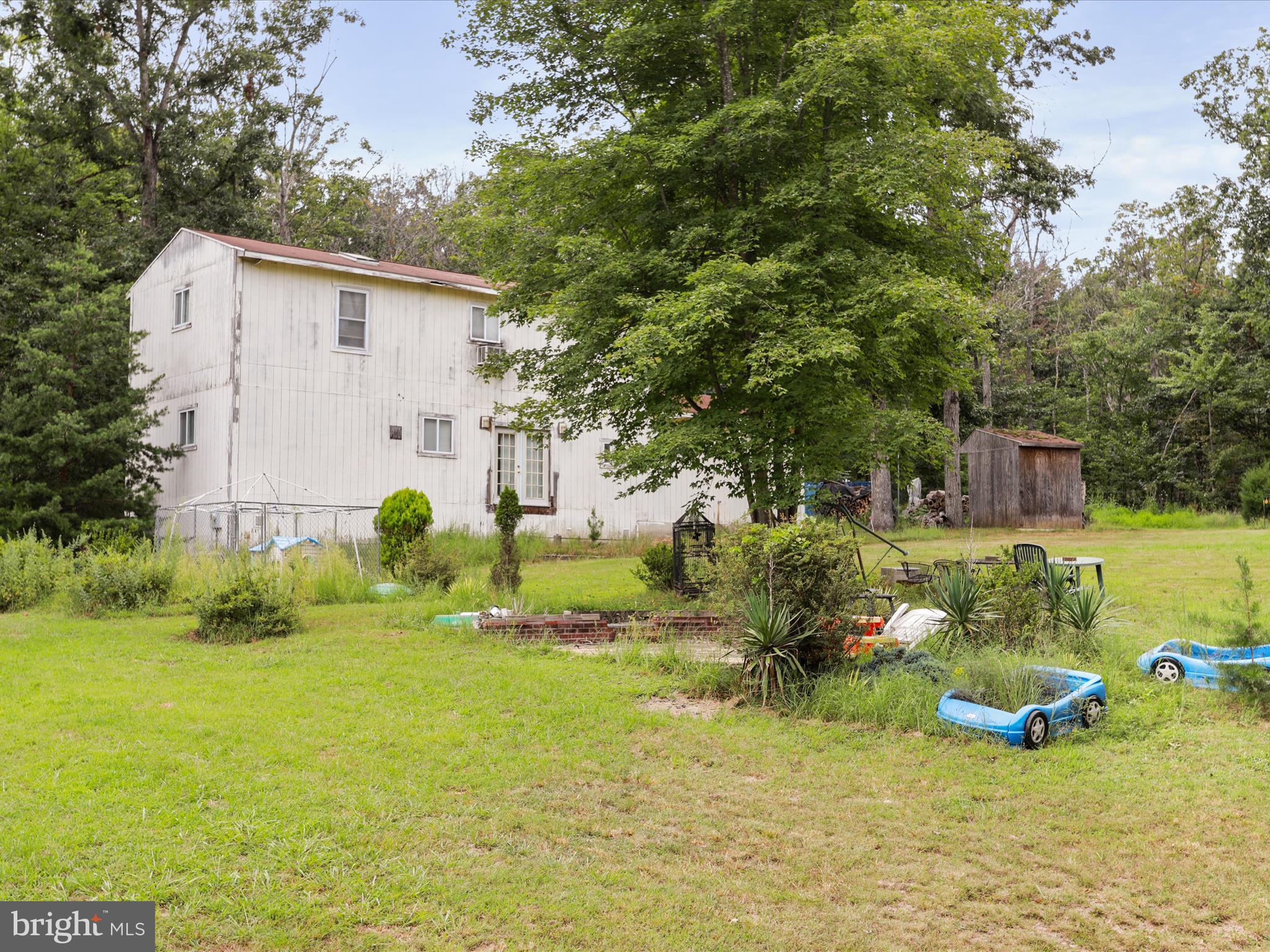 FOREST COLONY - Residential