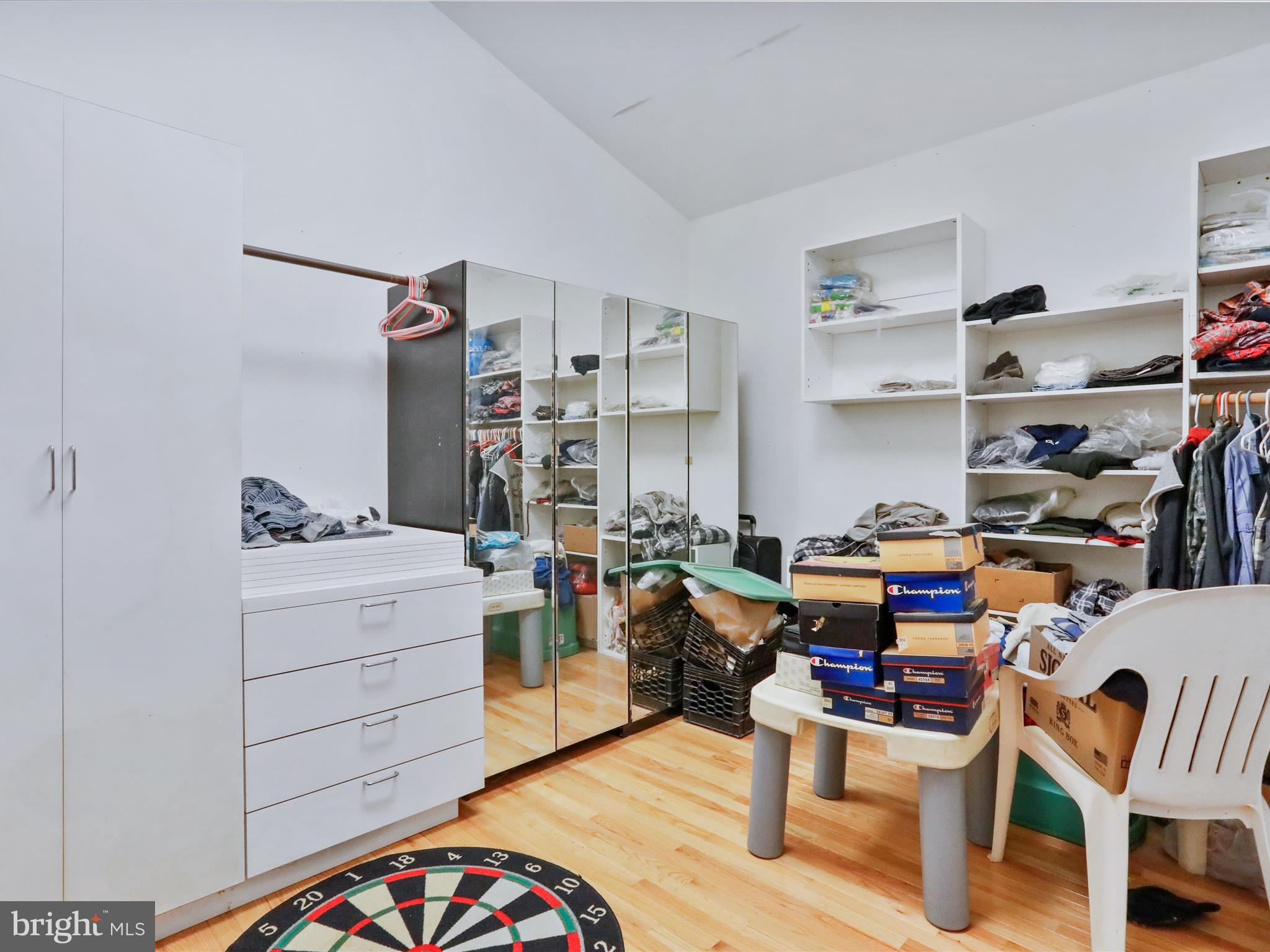 FOREST COLONY - Residential