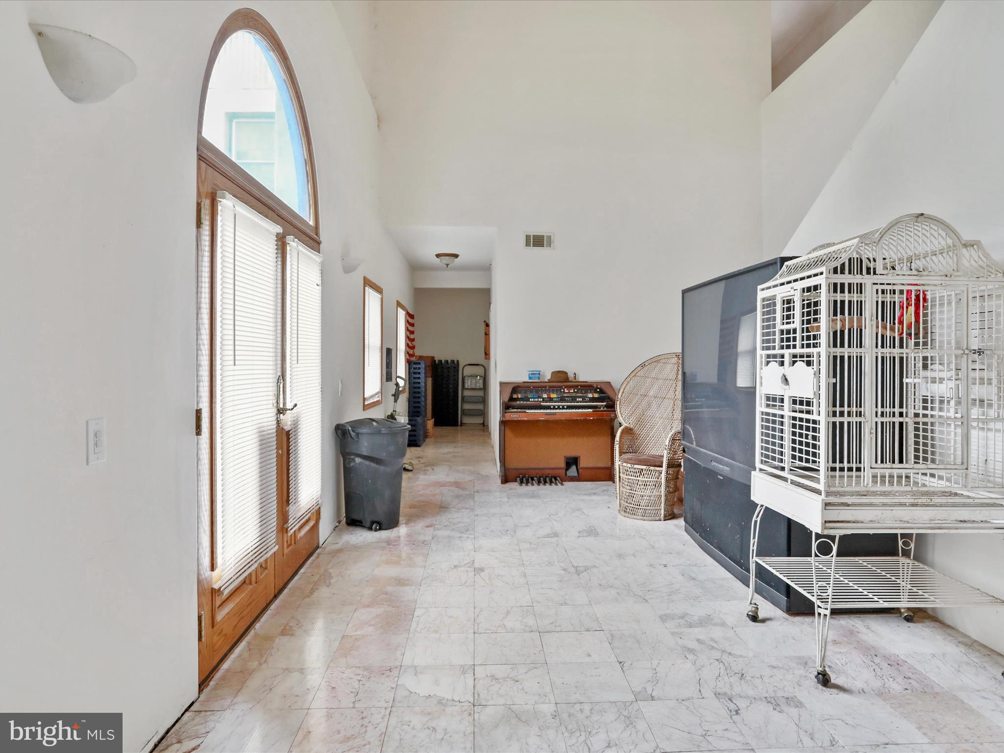 FOREST COLONY - Residential