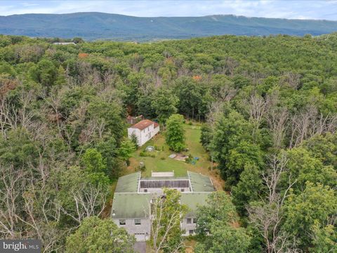 525 ROLLING ROCK ROAD STAR TANNERY VA 22654