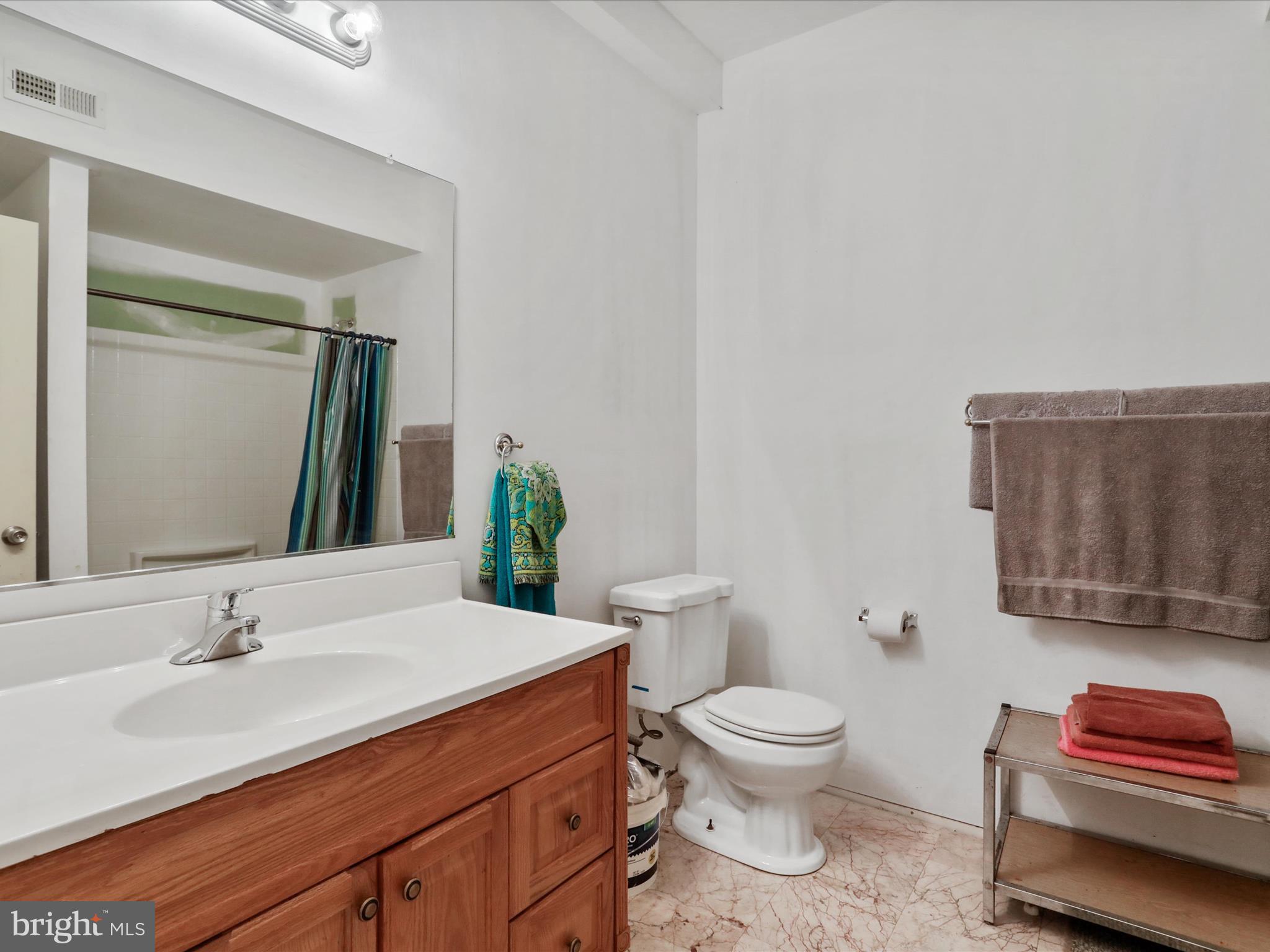 FOREST COLONY - Residential