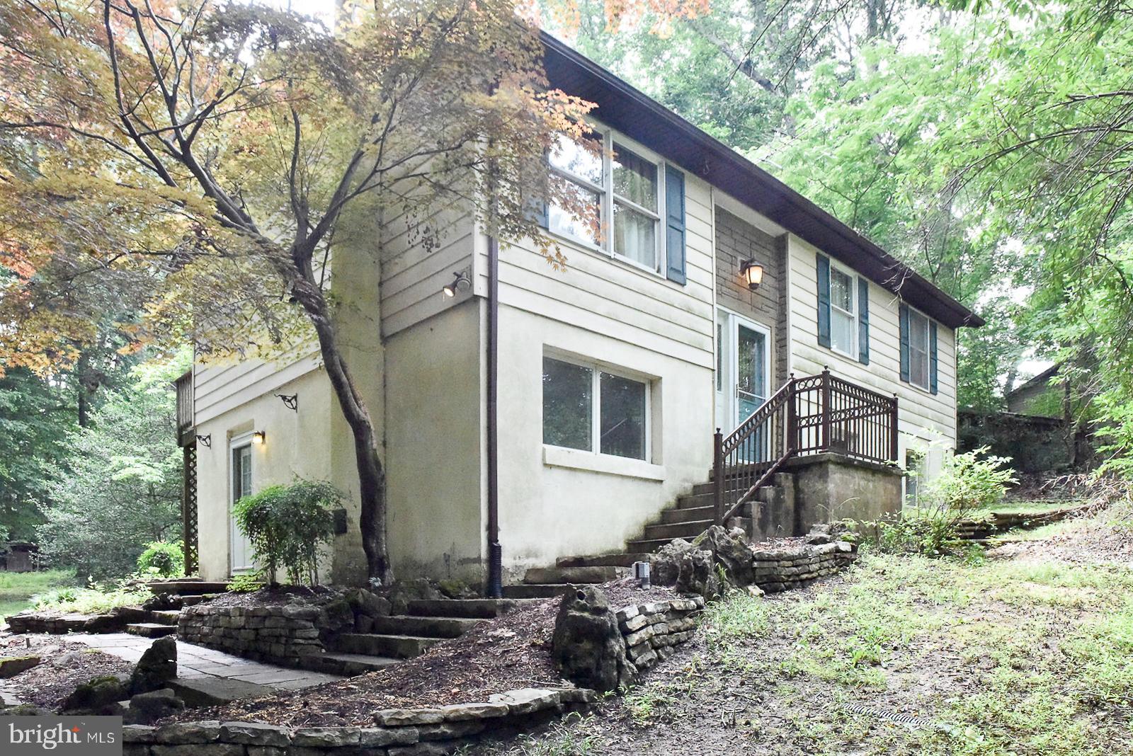 LAND O LAKES - Residential Lease