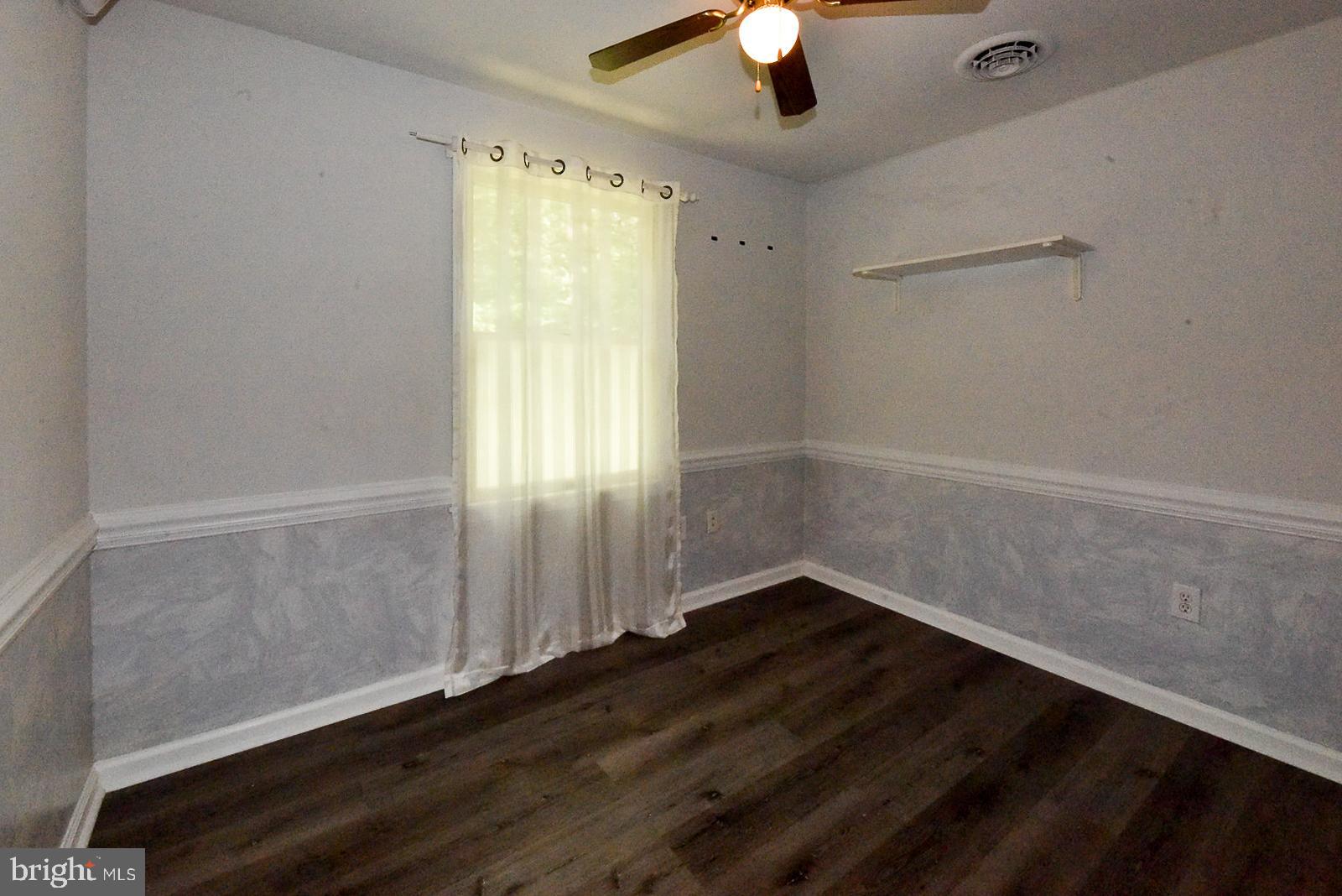 LAND O LAKES - Residential Lease