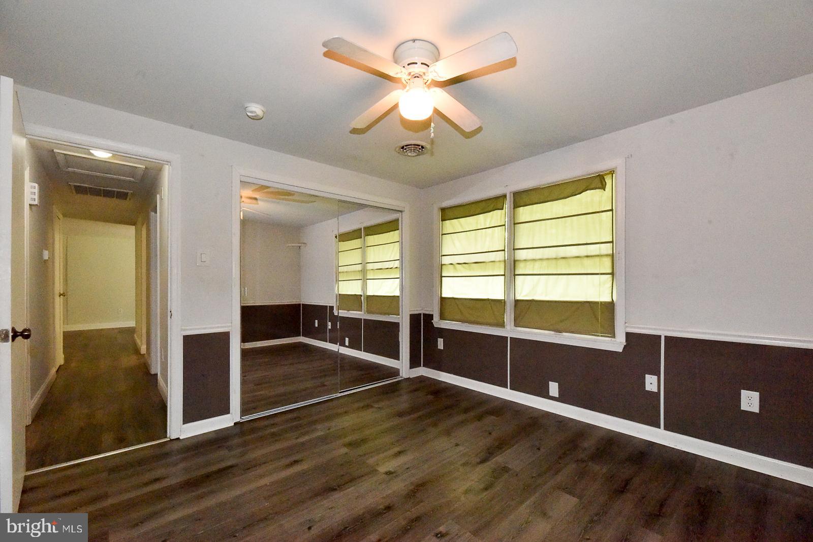 LAND O LAKES - Residential Lease