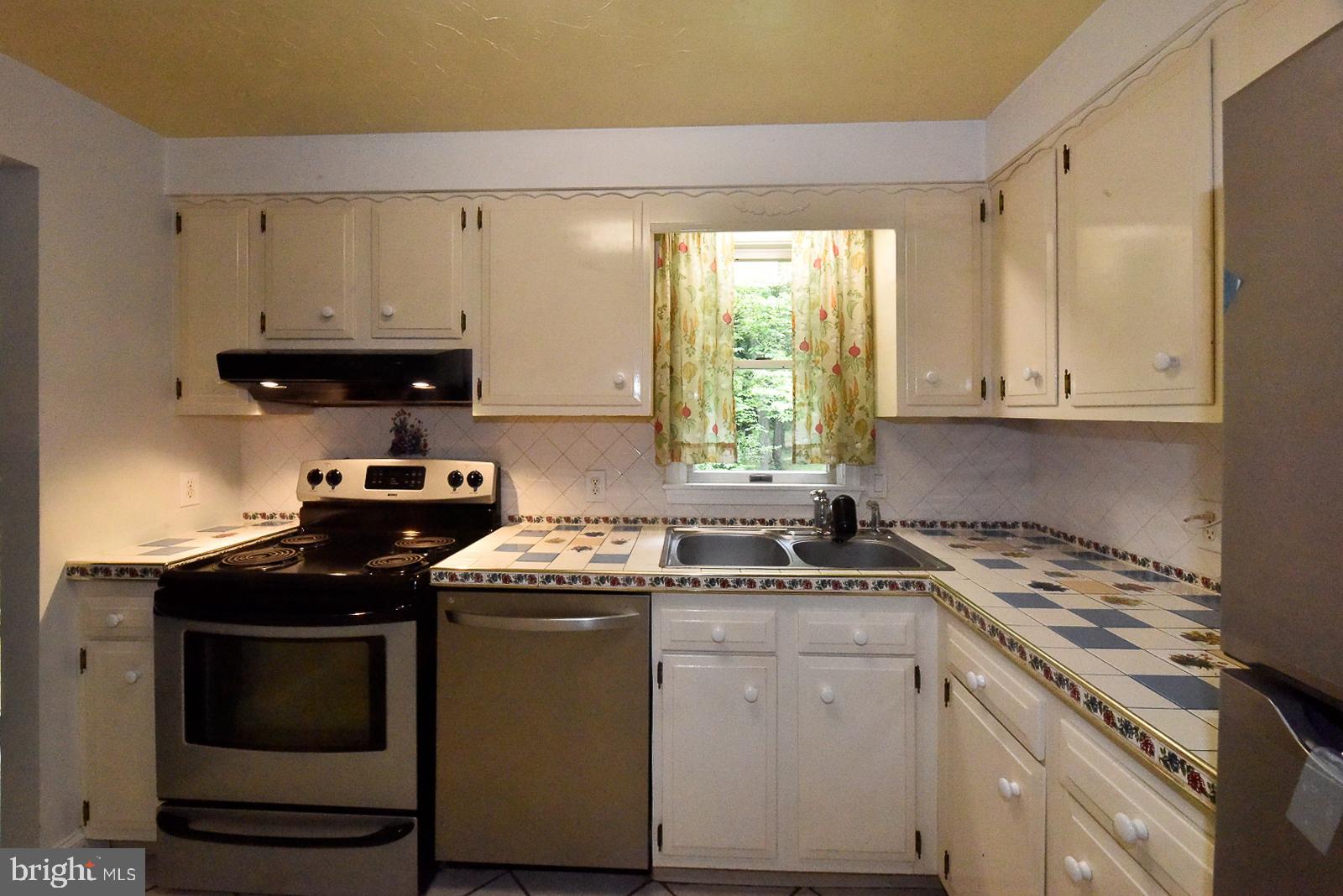 LAND O LAKES - Residential Lease