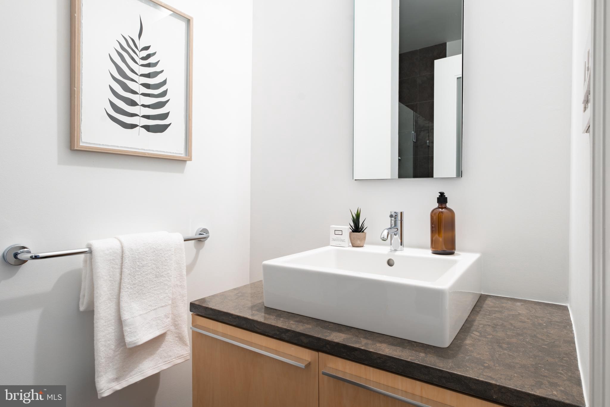 SOCIETY HILL - Residential