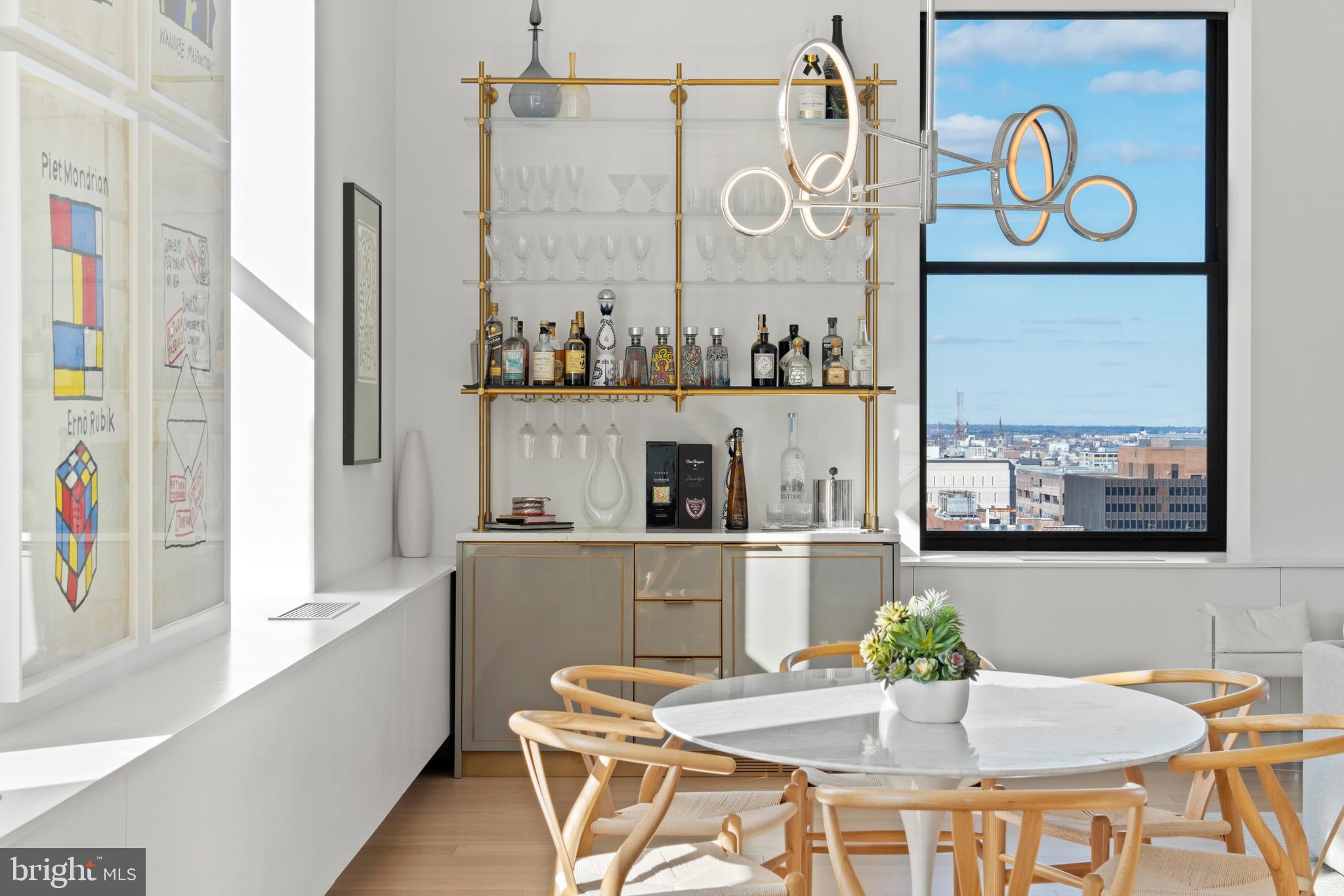 SOCIETY HILL - Residential