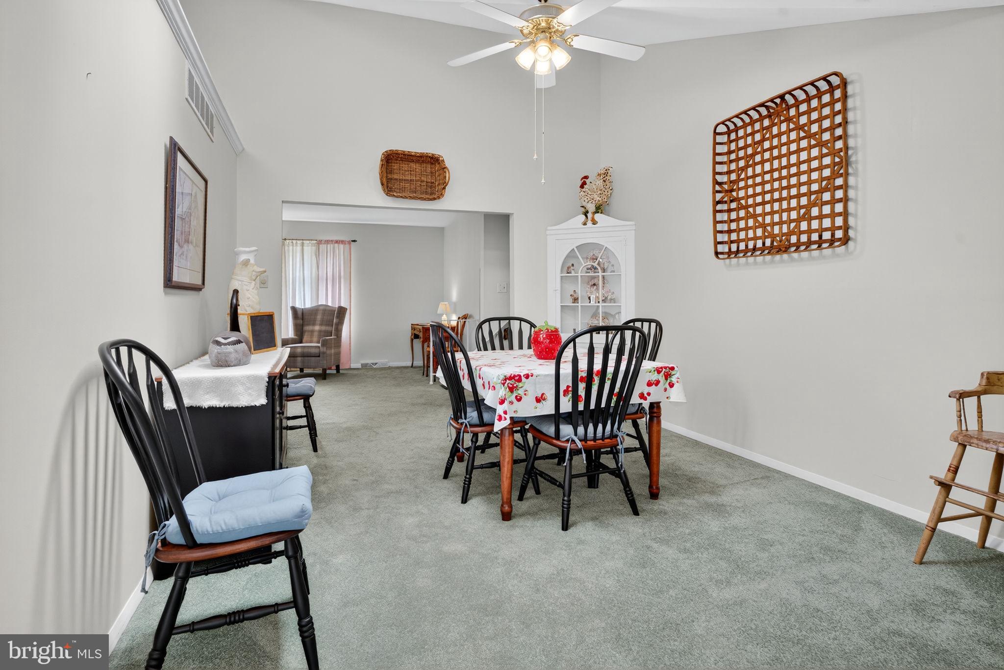 CRESTWOOD - Residential