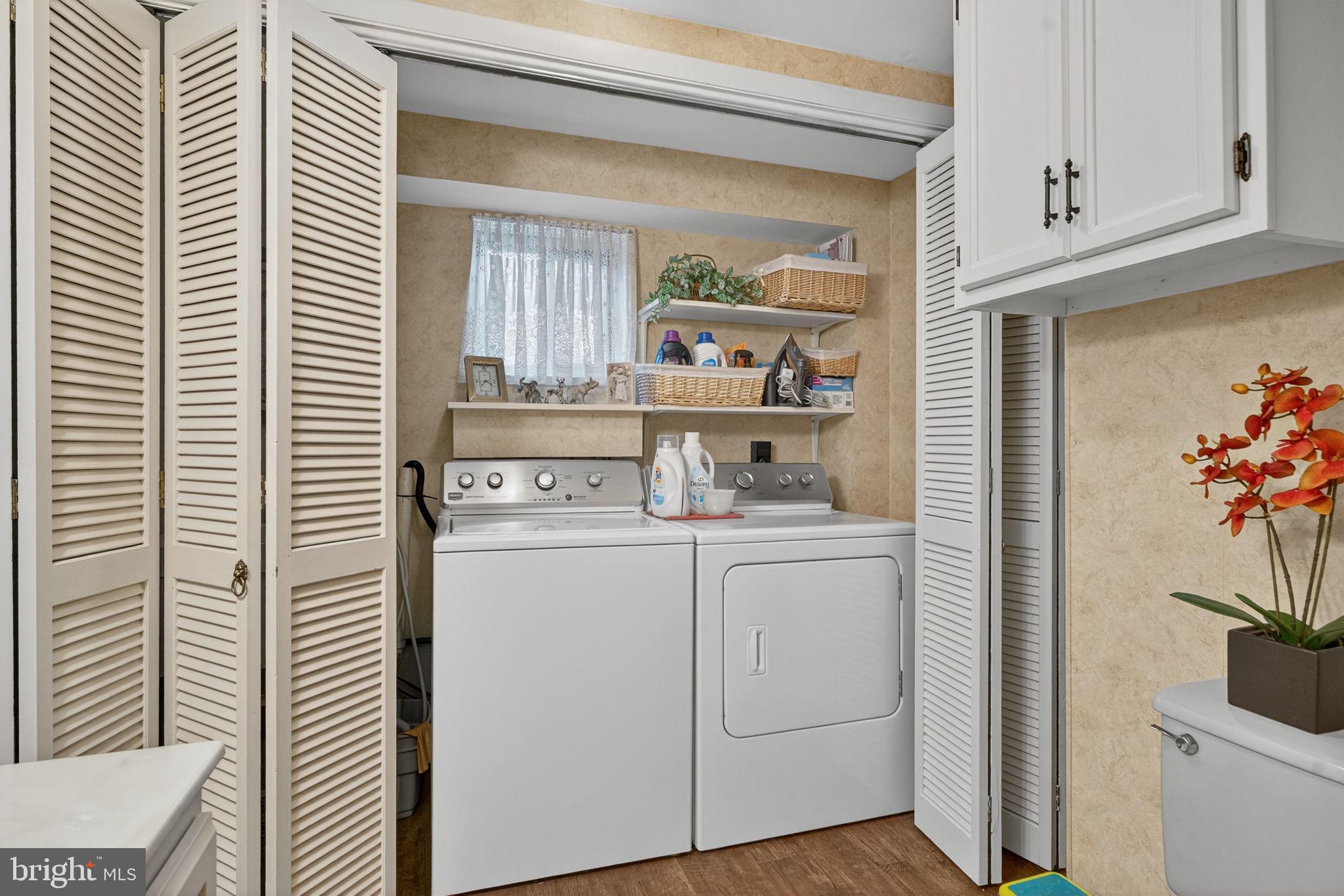 CRESTWOOD - Residential