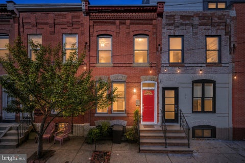 Townhouse For Sale - 1232 N Hollywood Street<br/> PHILADELPHIA, PA 19121