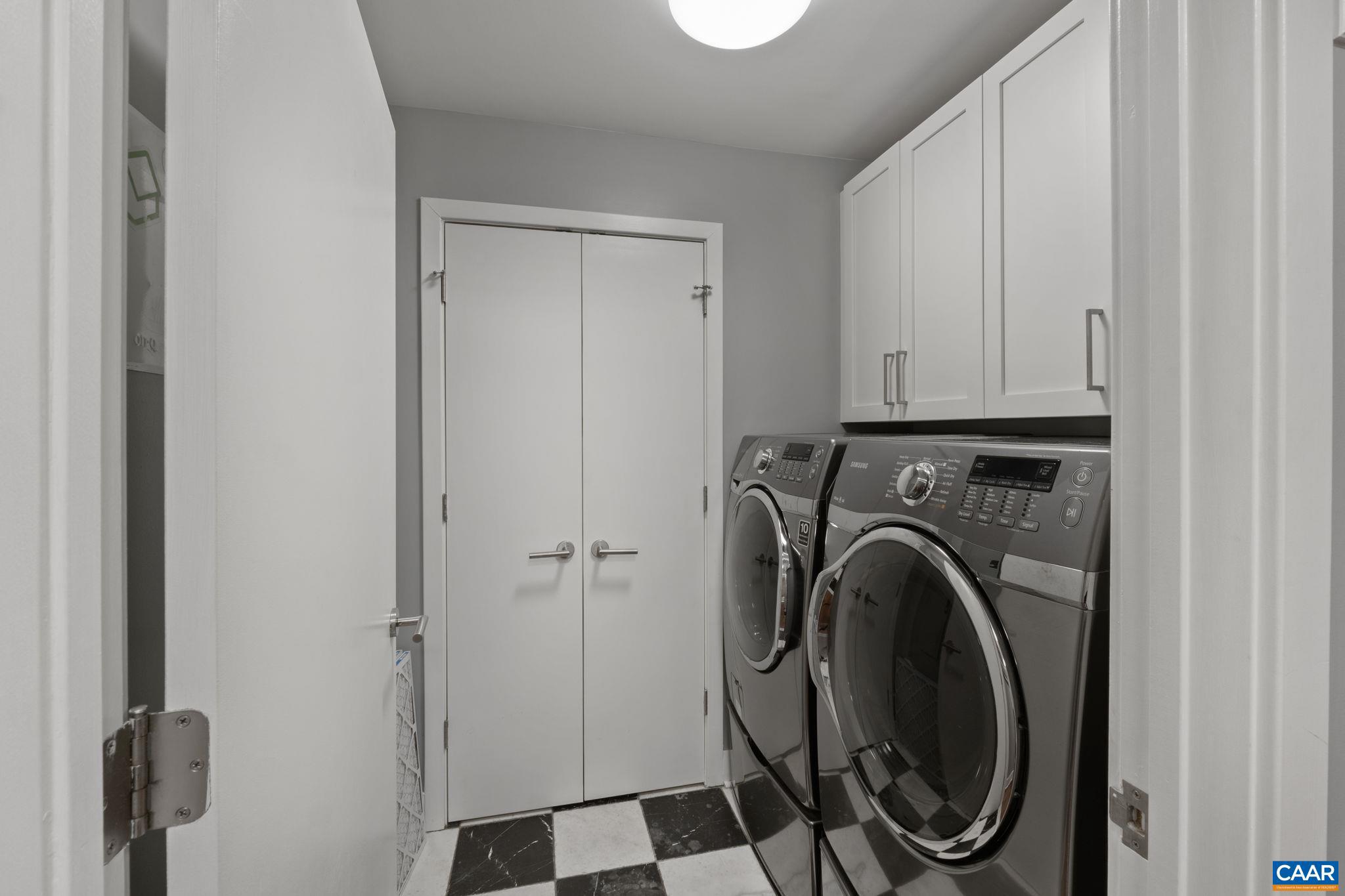 THE GLEASON - Residential