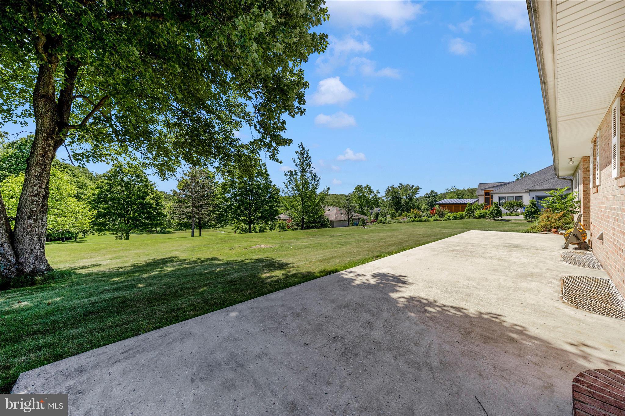 SKYLINE ESTATES - Residential