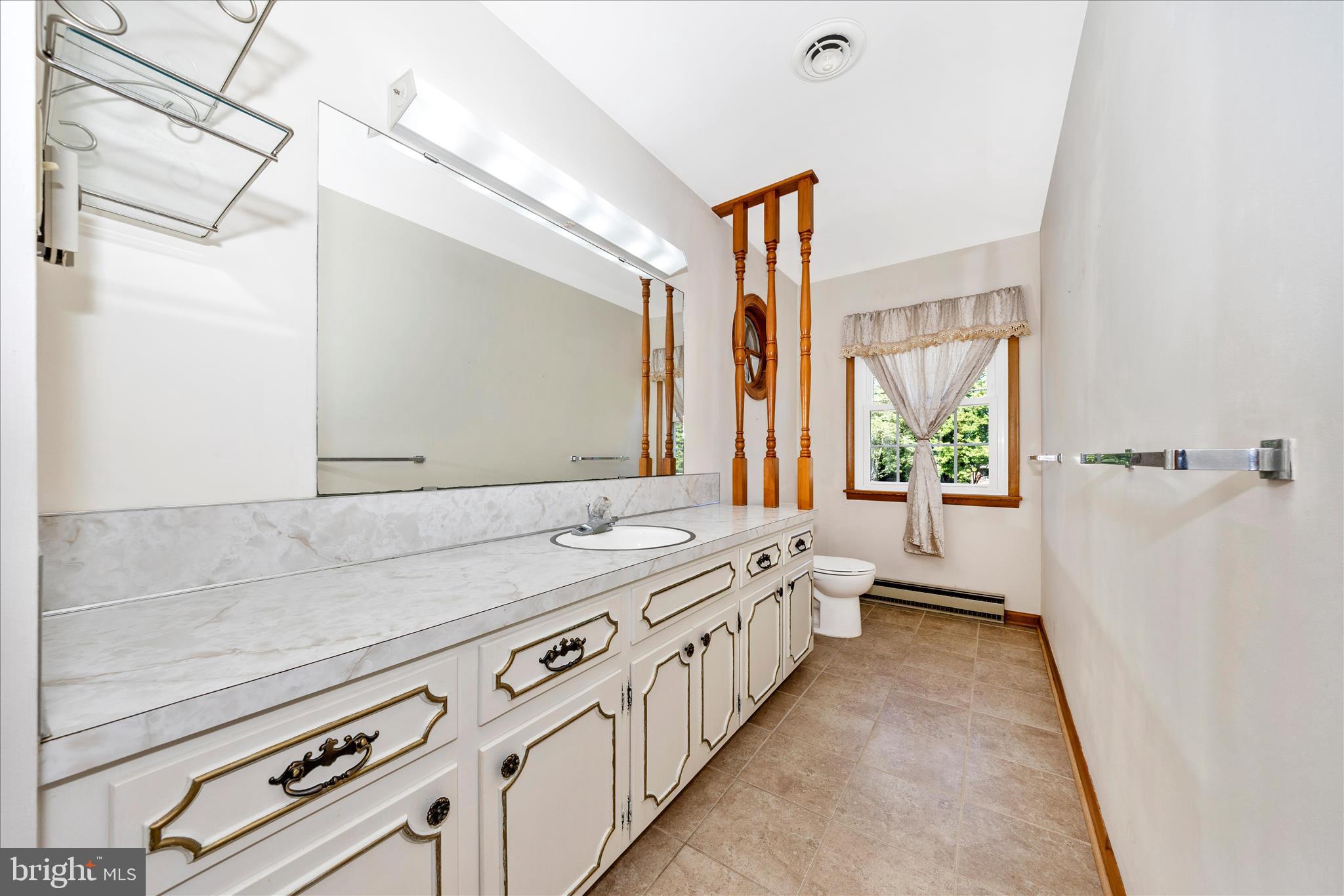SKYLINE ESTATES - Residential