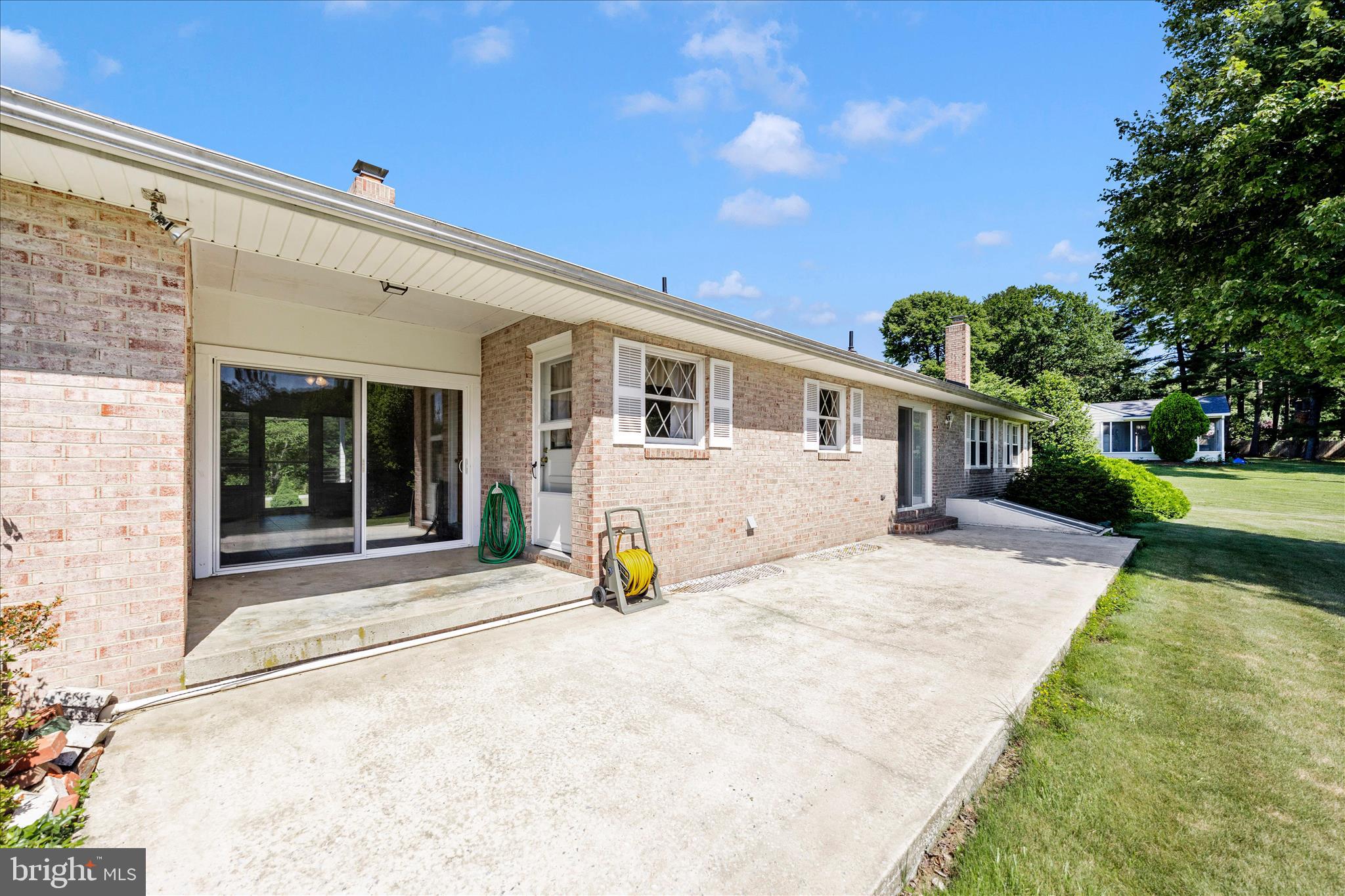 SKYLINE ESTATES - Residential