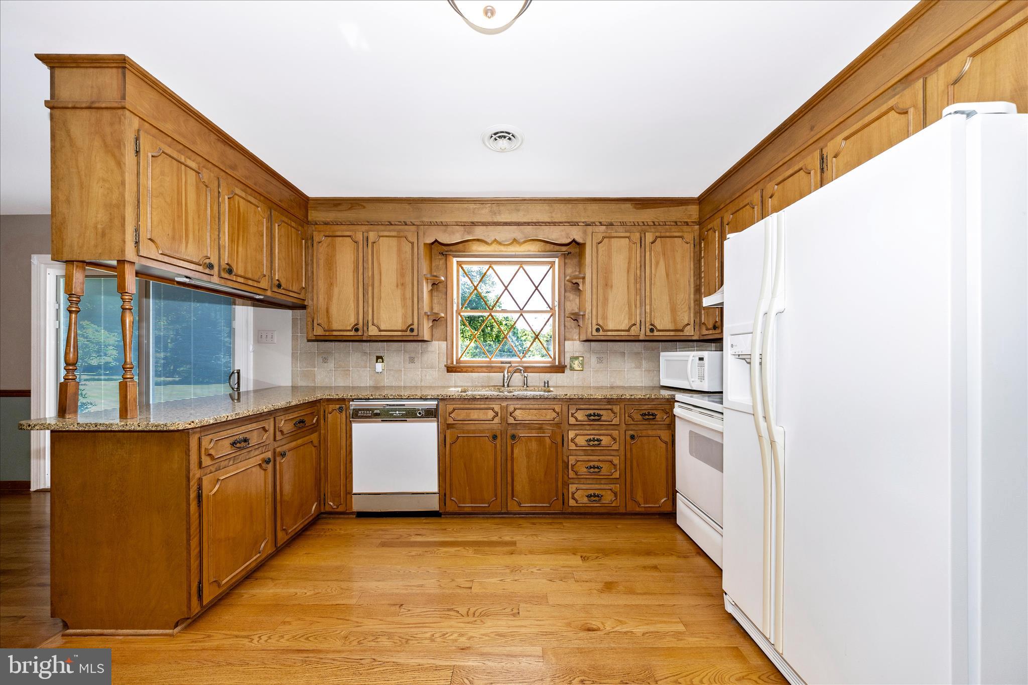 SKYLINE ESTATES - Residential