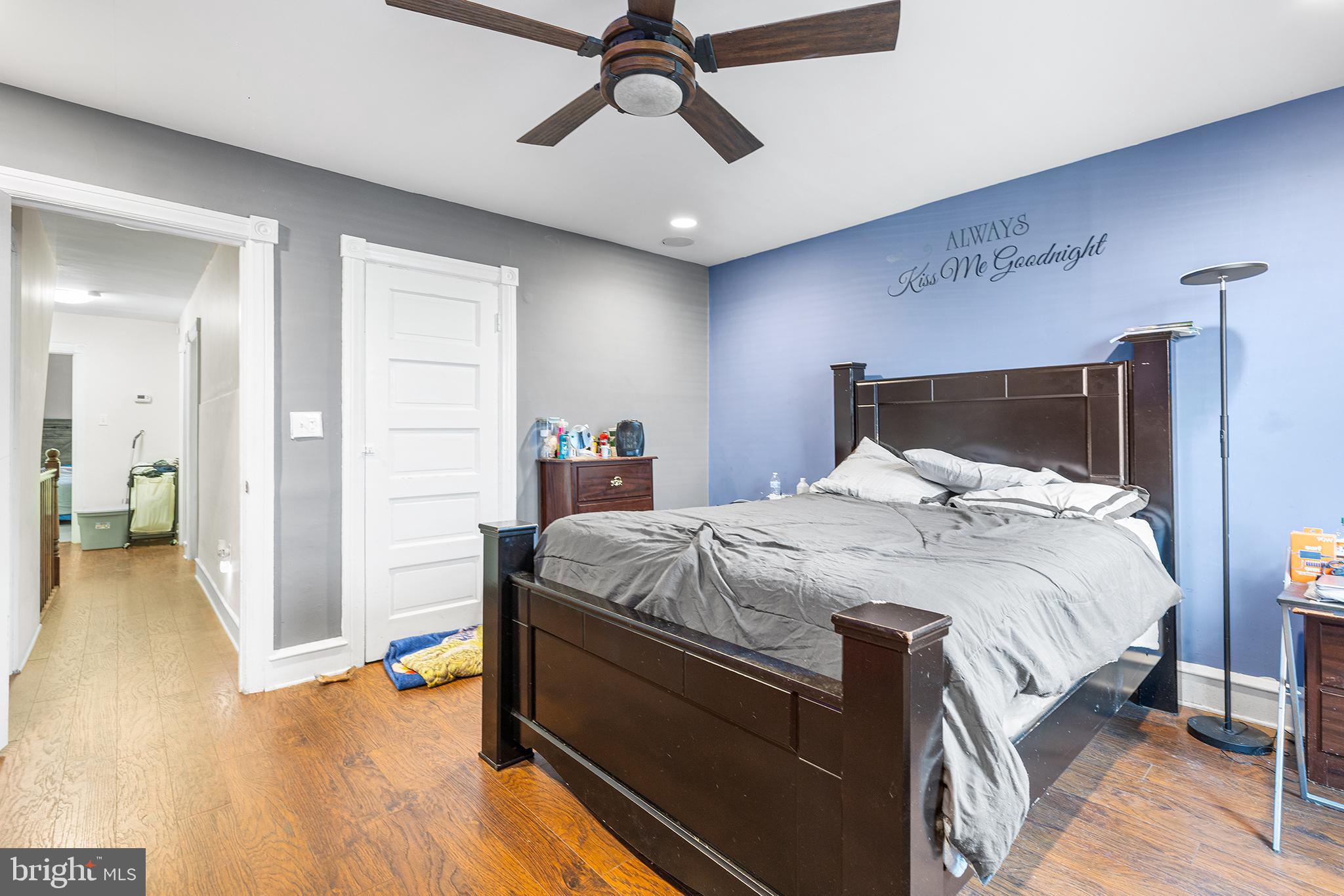 CLIFTON HEIGHTS - Residential