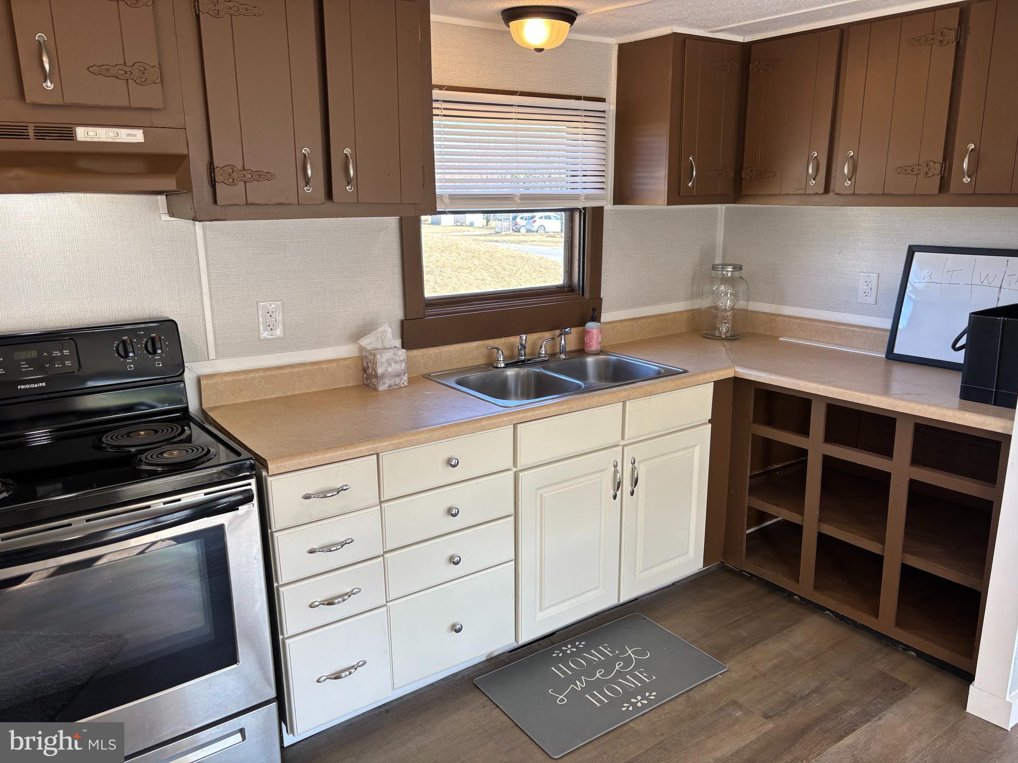 MOUNTAIN VIEW TERRACE - Residential