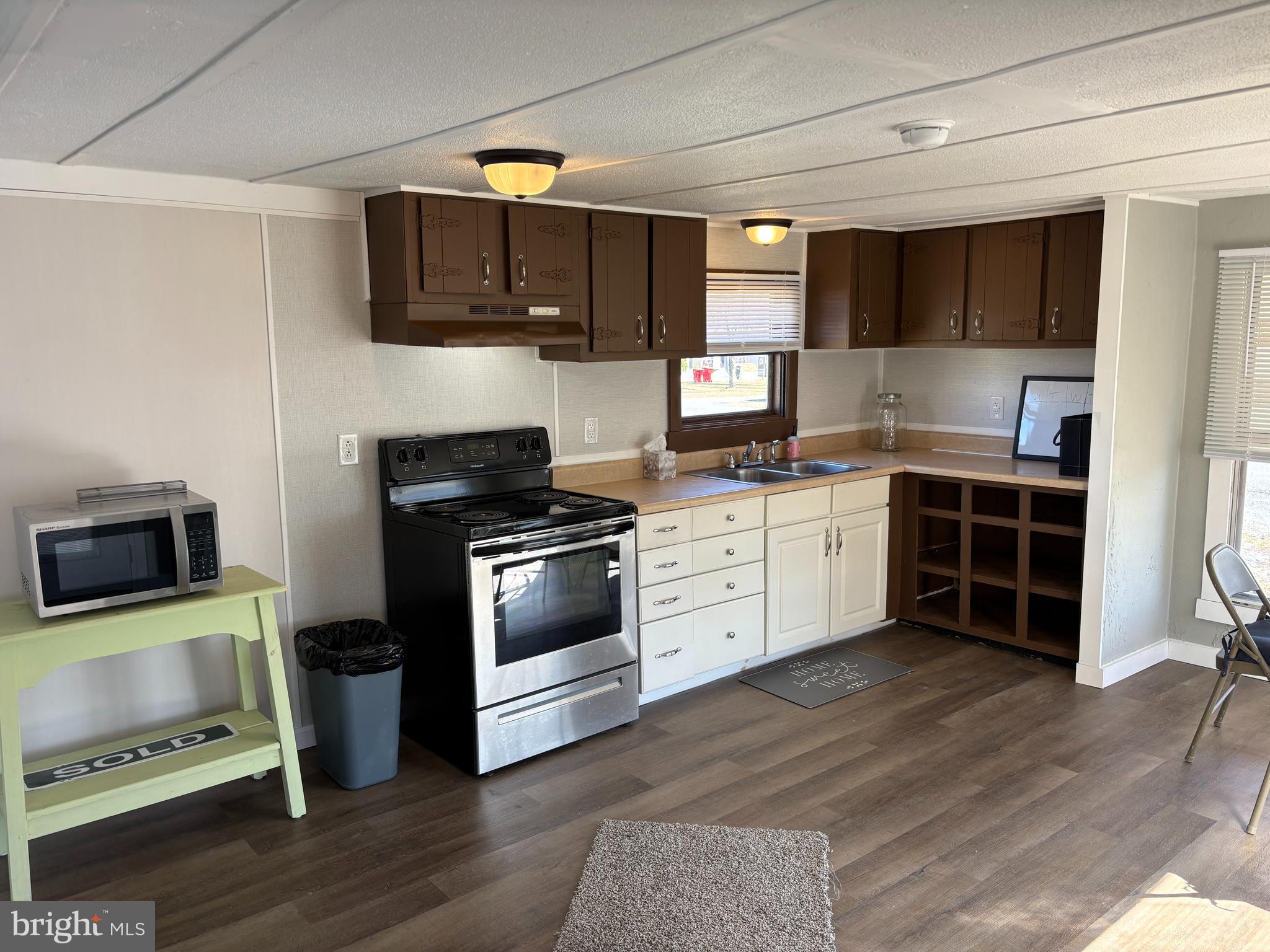 MOUNTAIN VIEW TERRACE - Residential