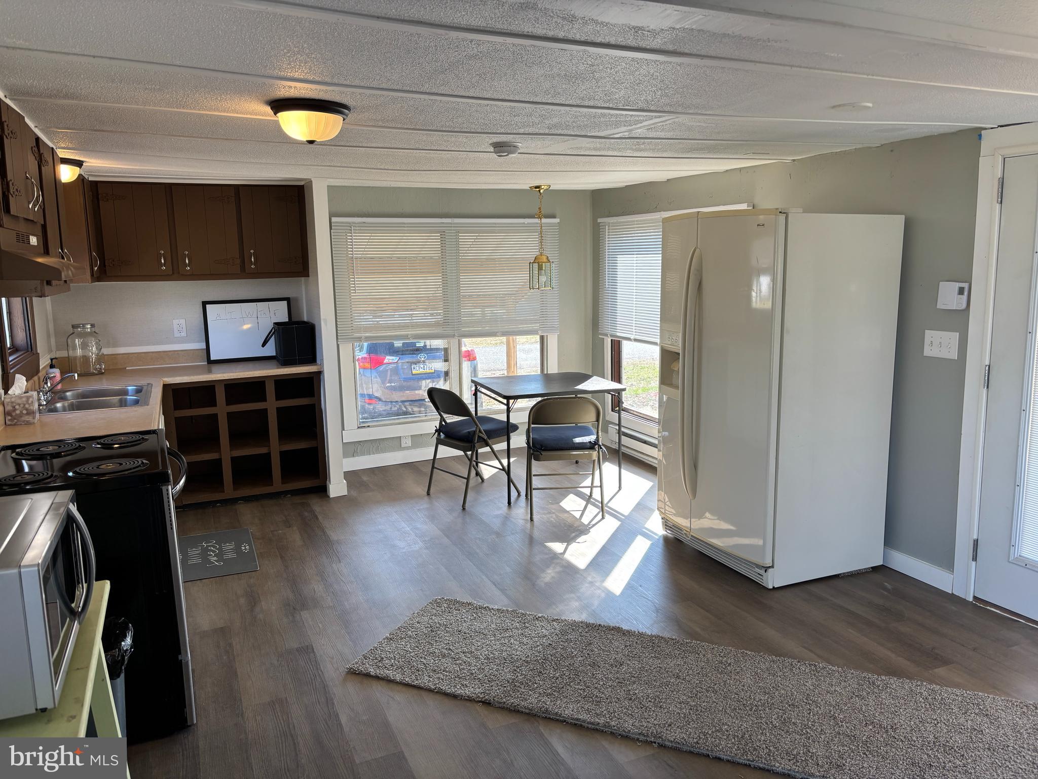 MOUNTAIN VIEW TERRACE - Residential