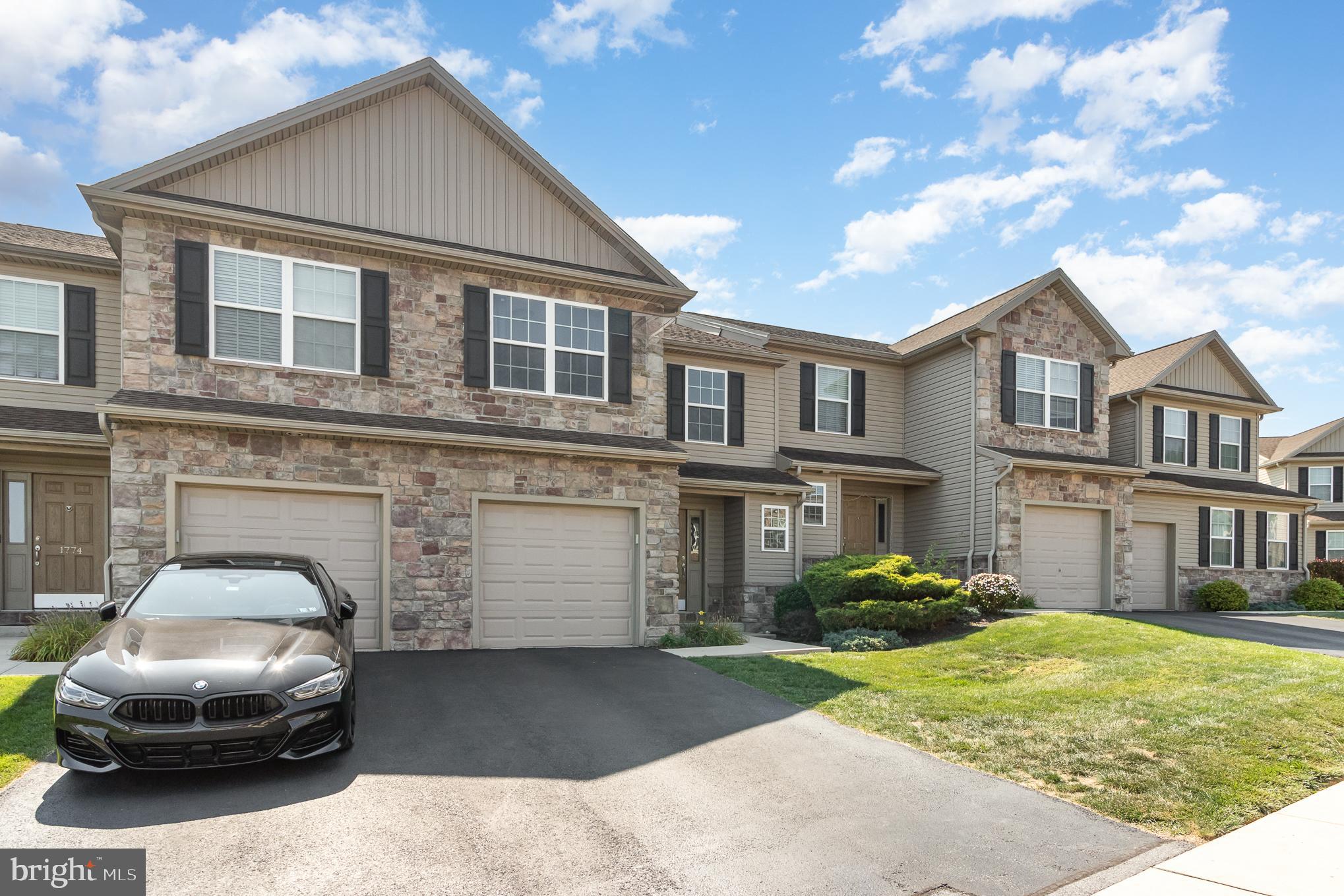 ORCHARD GLEN - Residential