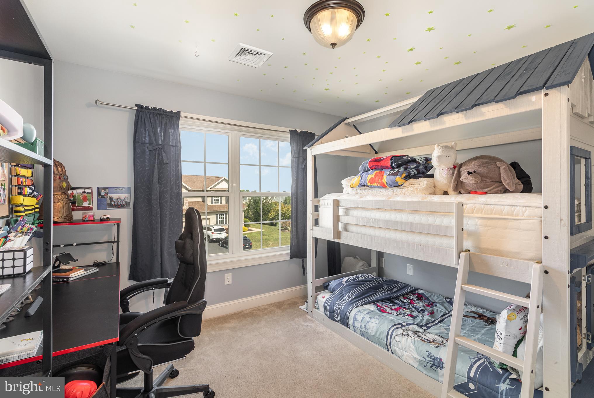 ORCHARD GLEN - Residential