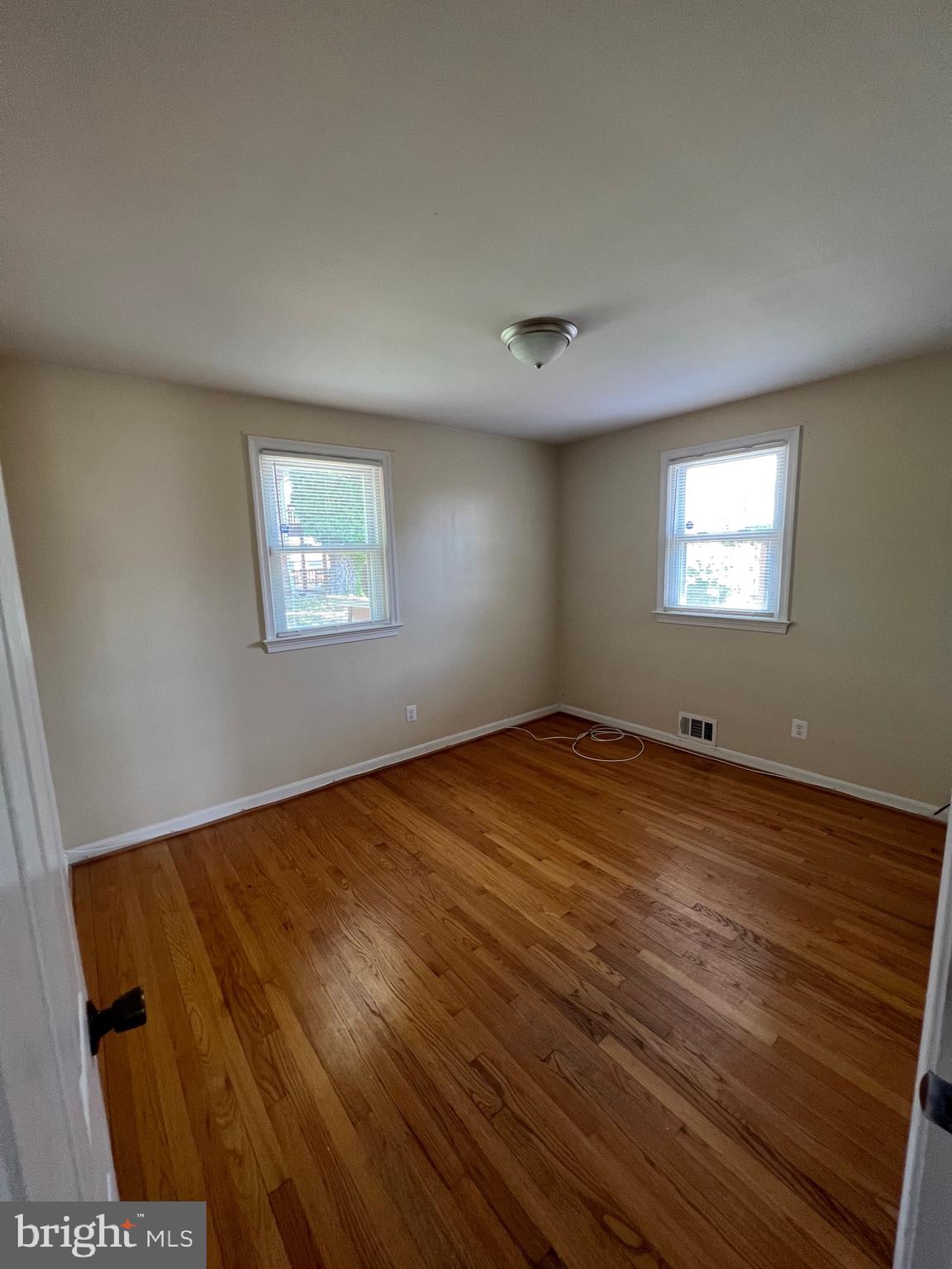 BRADBURY HEIGHTS - Residential Lease