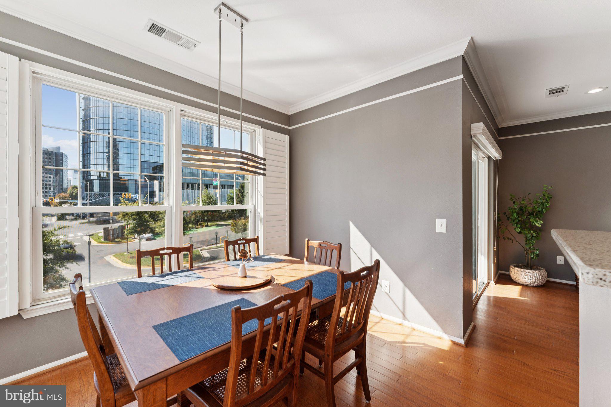 GATES OF MCLEAN - Residential