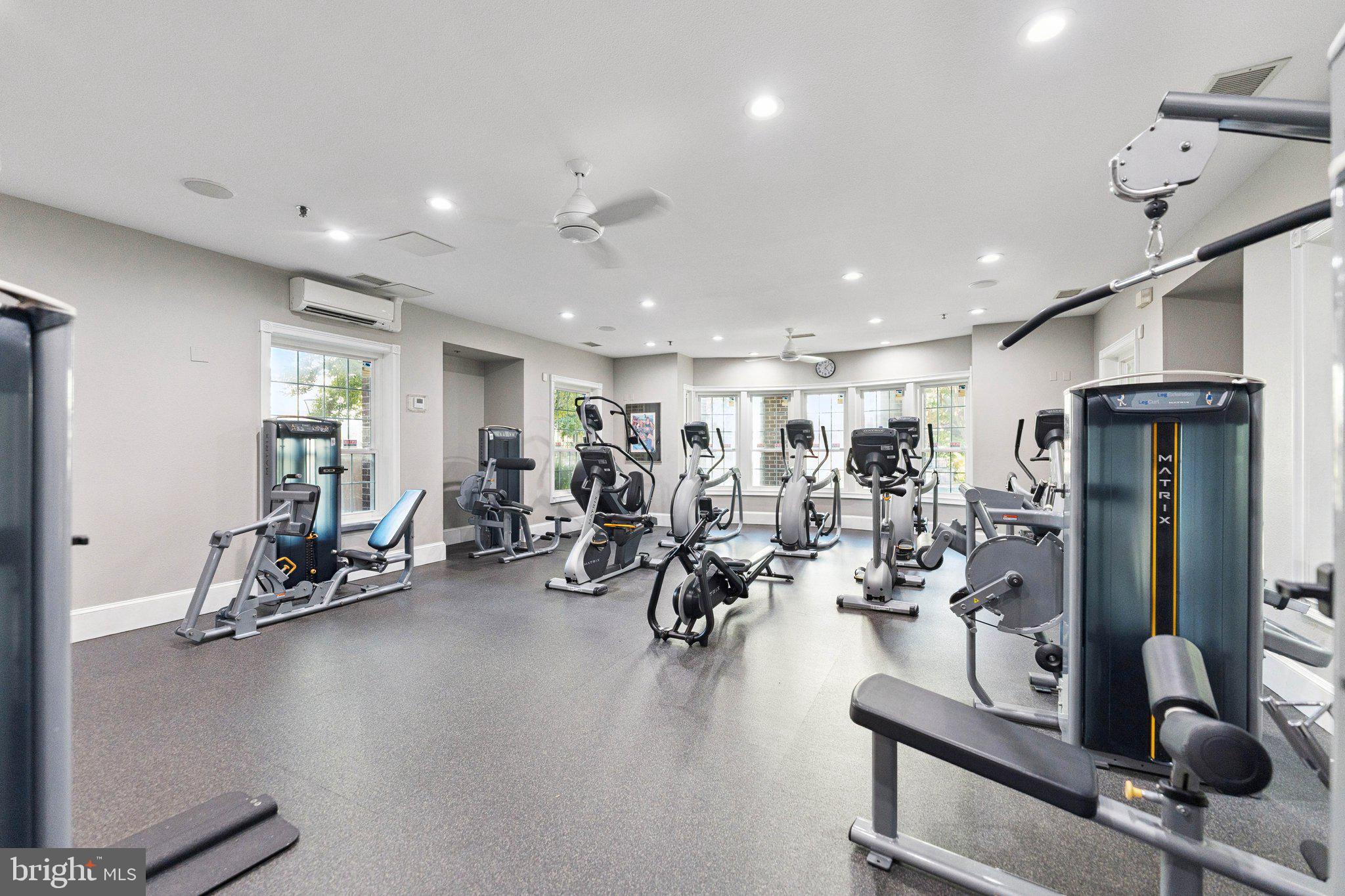 GATES OF MCLEAN - Residential