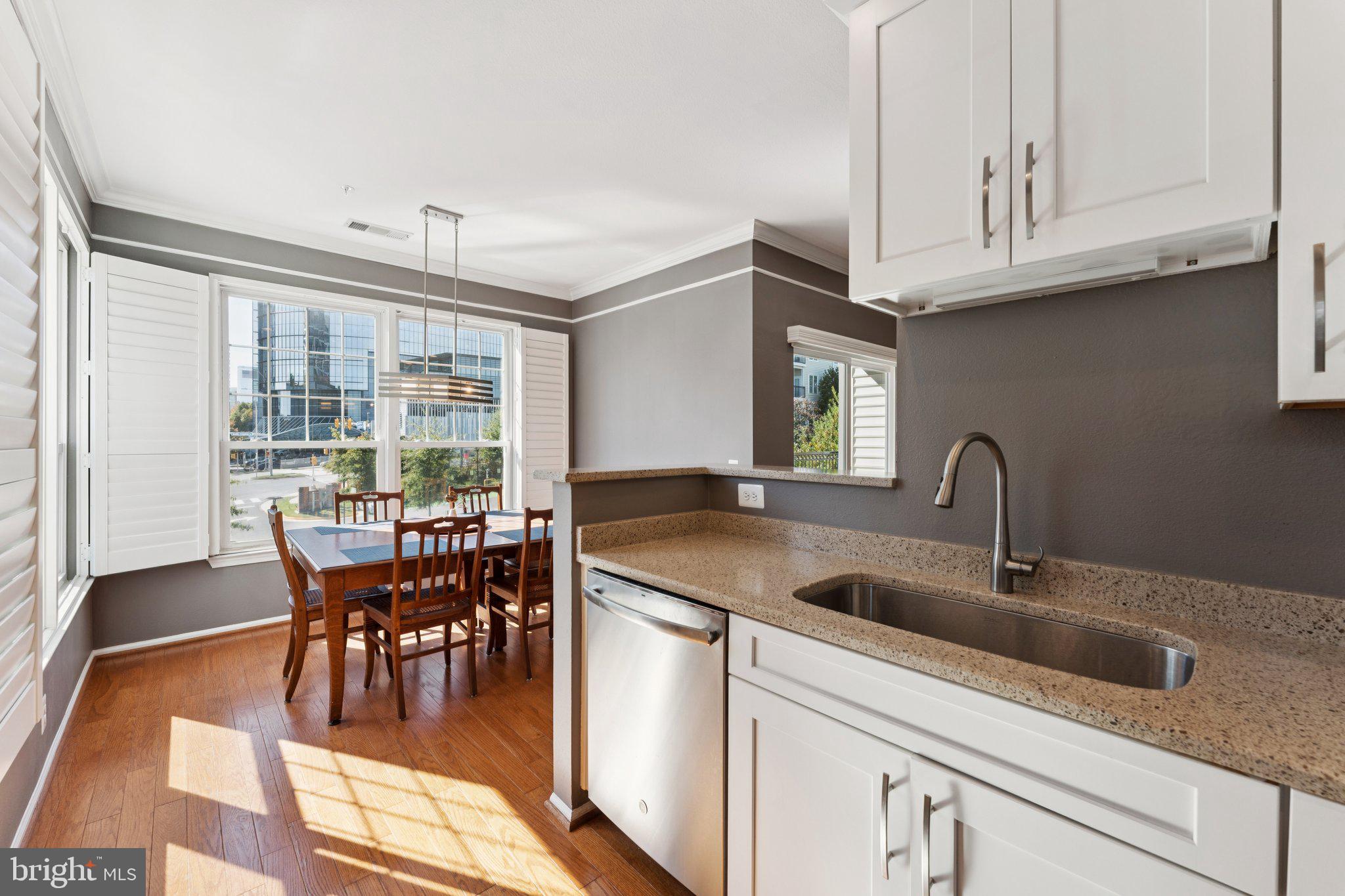 GATES OF MCLEAN - Residential