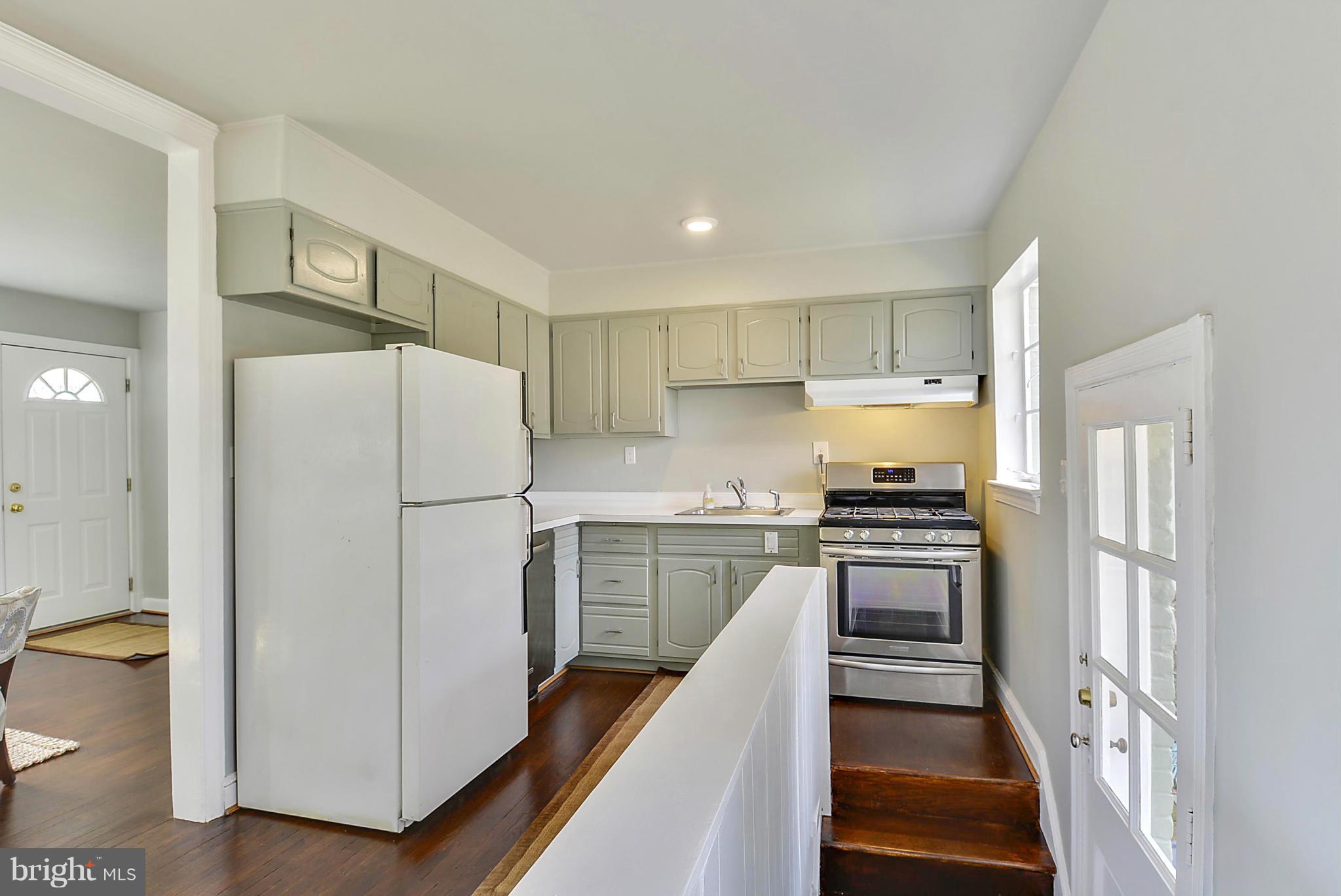 SIXTEENTH ST VILLAGE - Residential