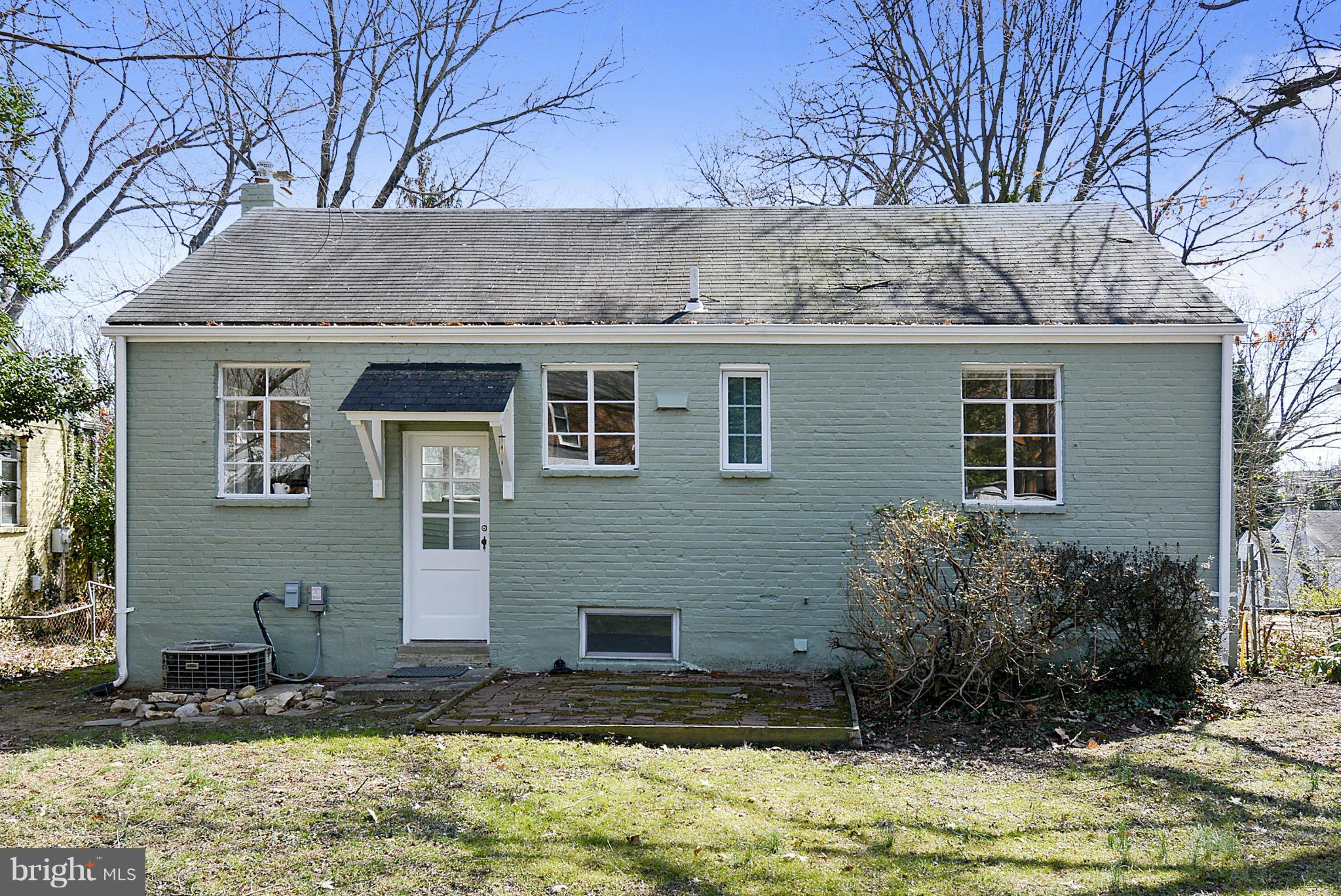 SIXTEENTH ST VILLAGE - Residential