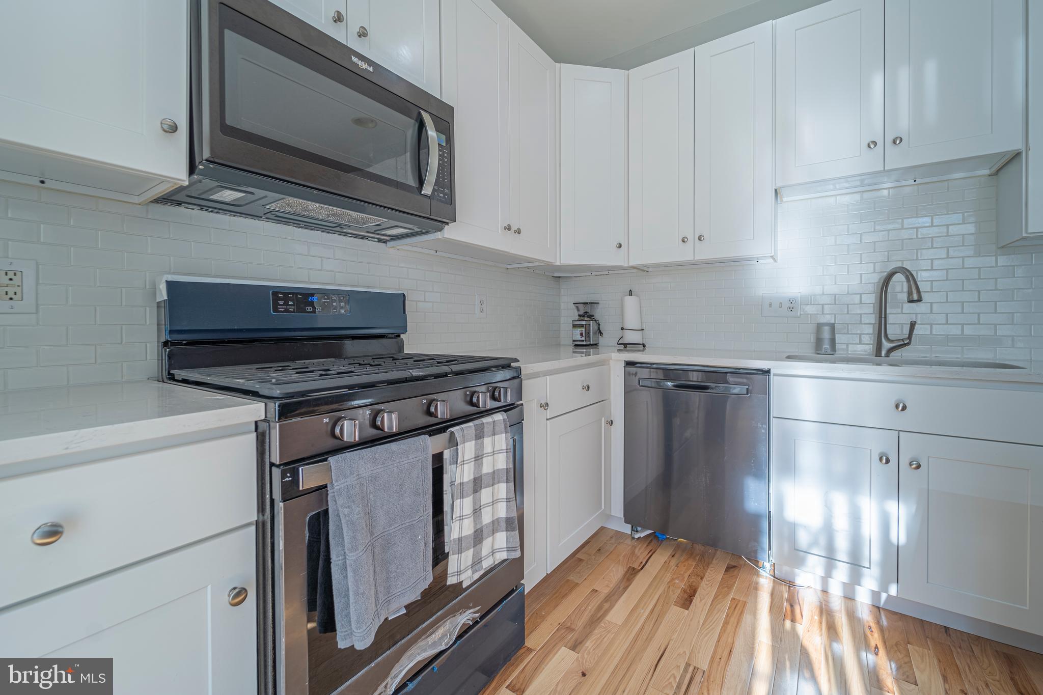 GUNSTON HILL - Residential